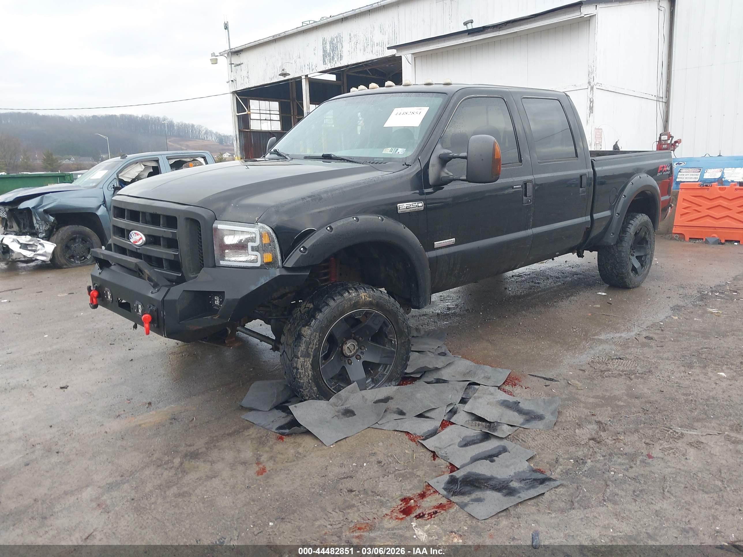 FORD F-250 image 2