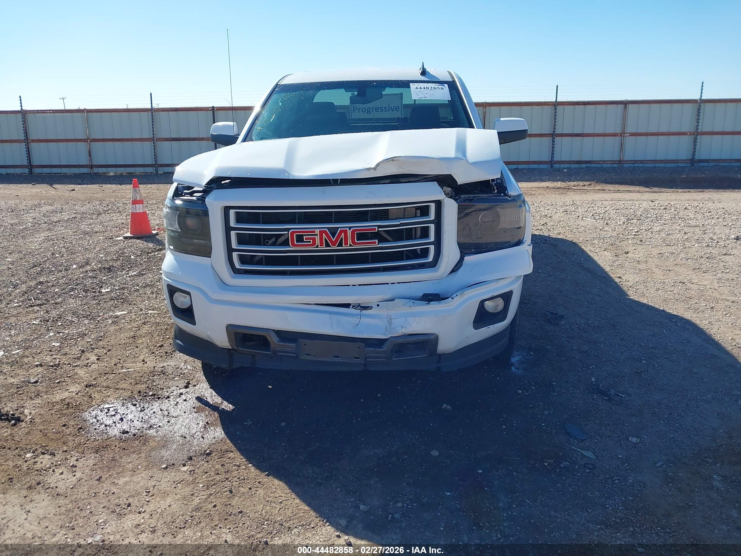 GMC SIERRA image 6