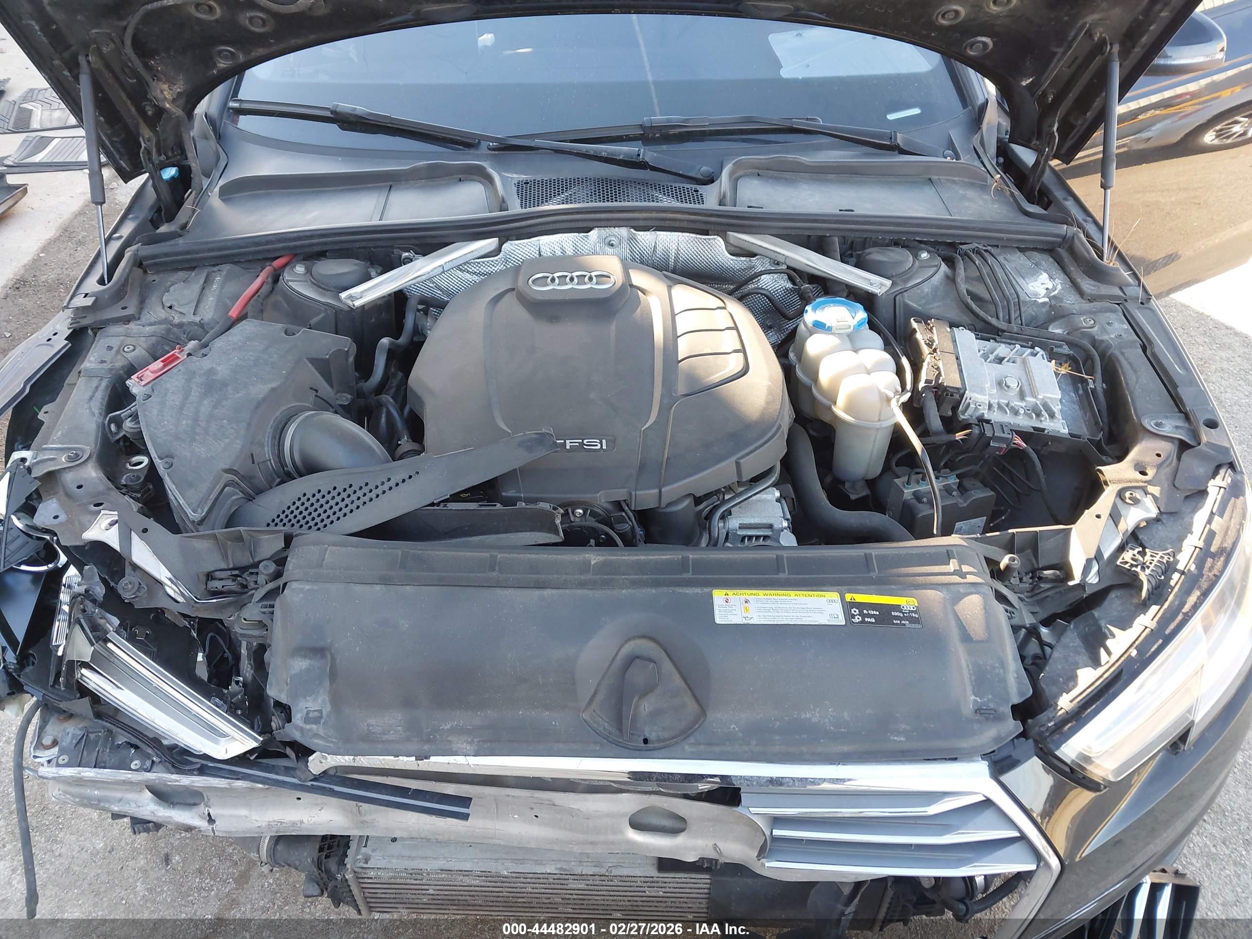AUDI A4 image 10