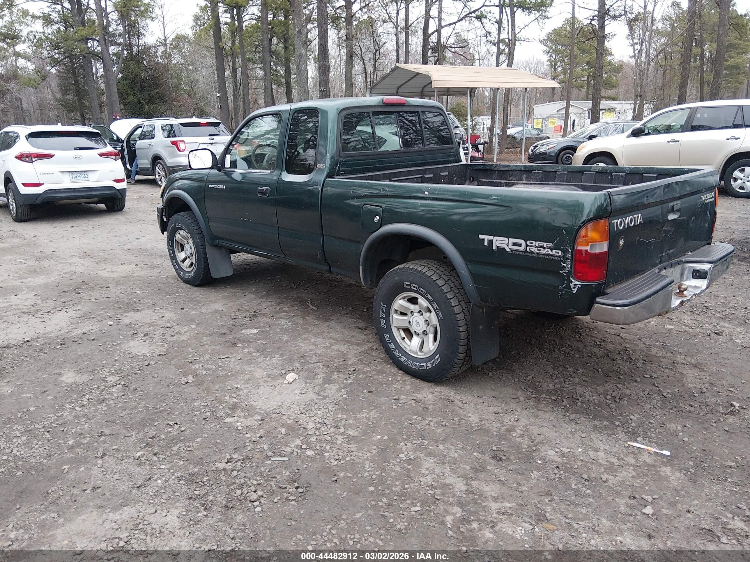 TOYOTA TACOMA image 3
