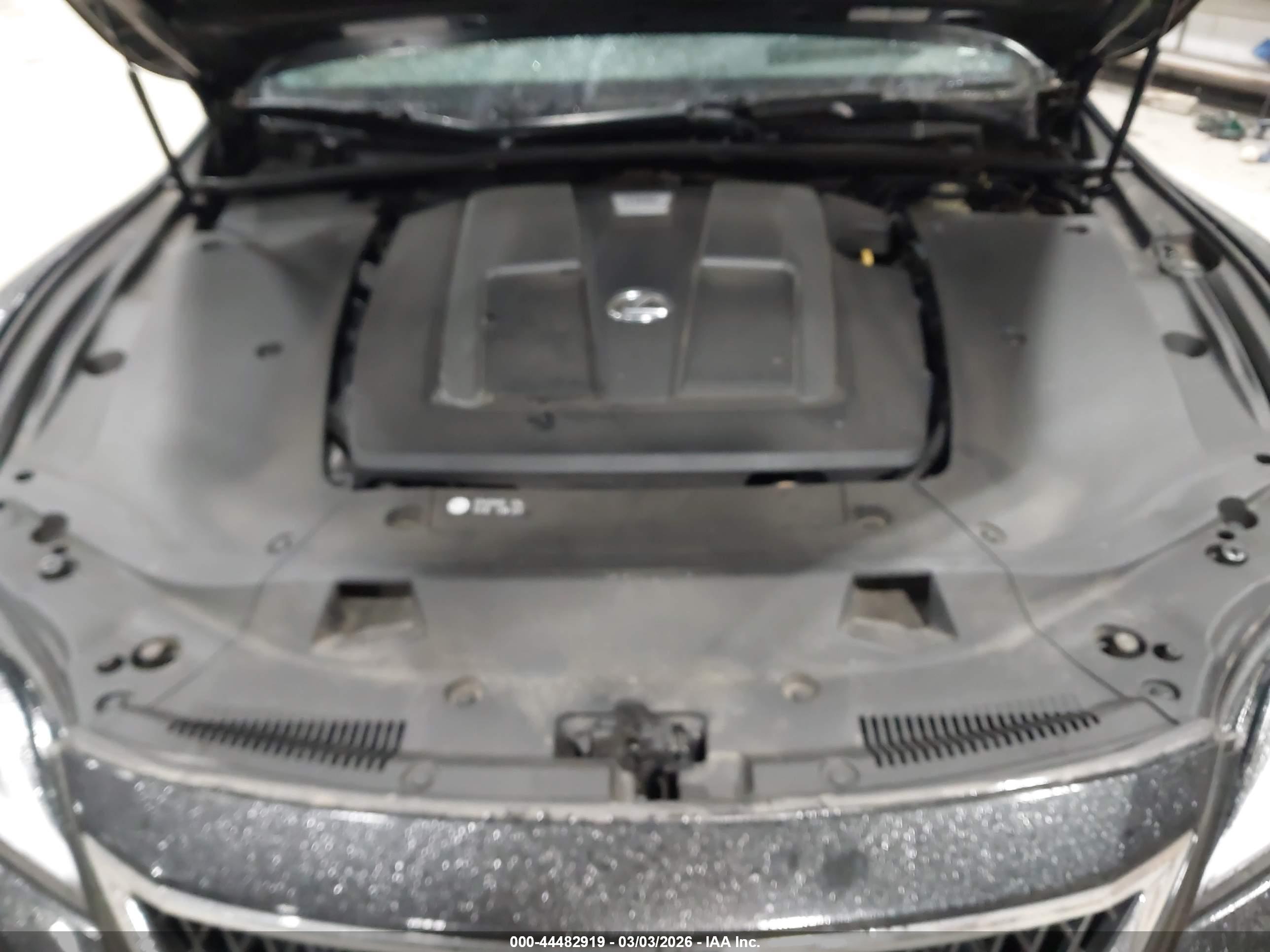 LEXUS LS image 10