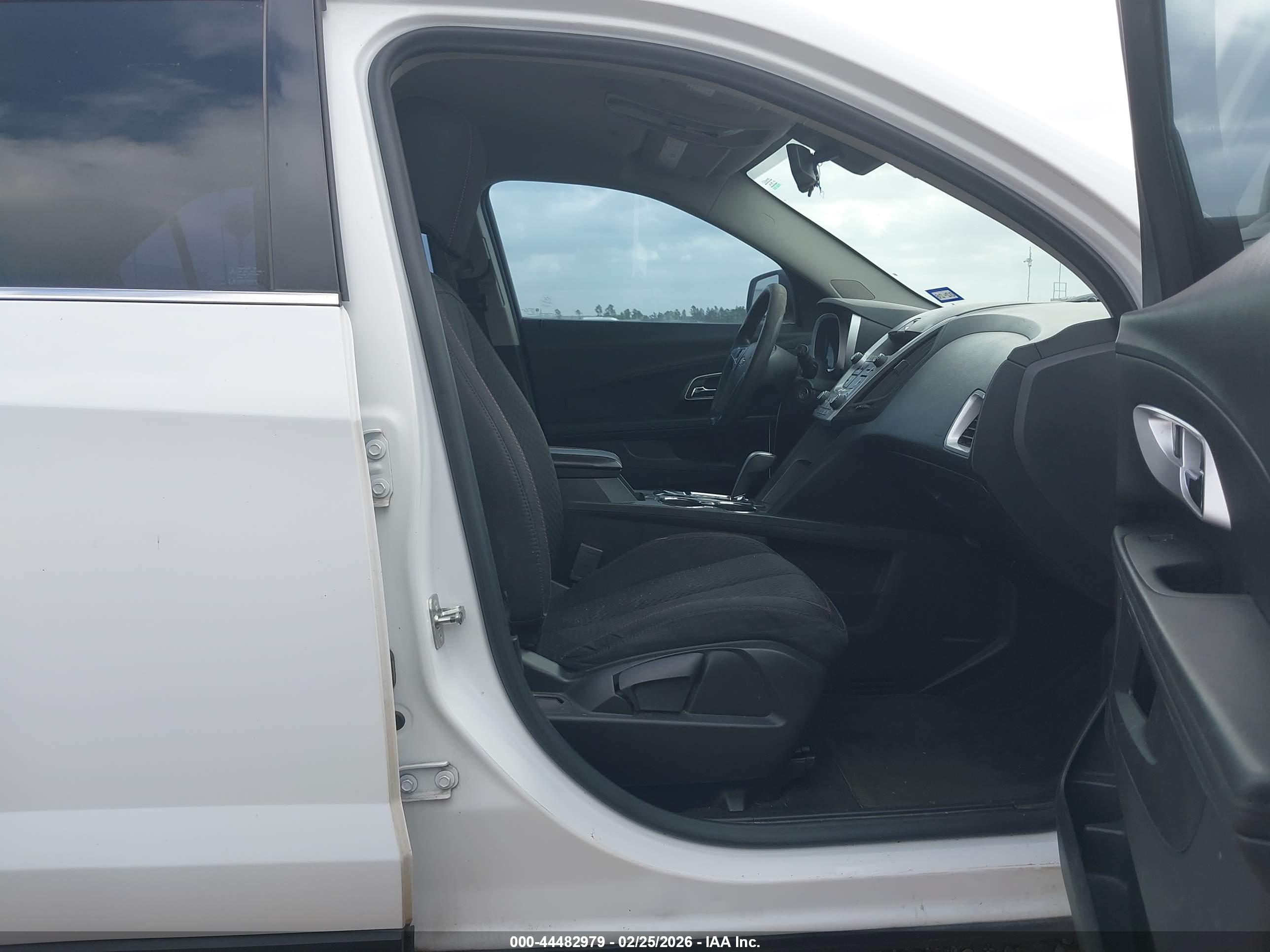 CHEVROLET EQUINOX image 5