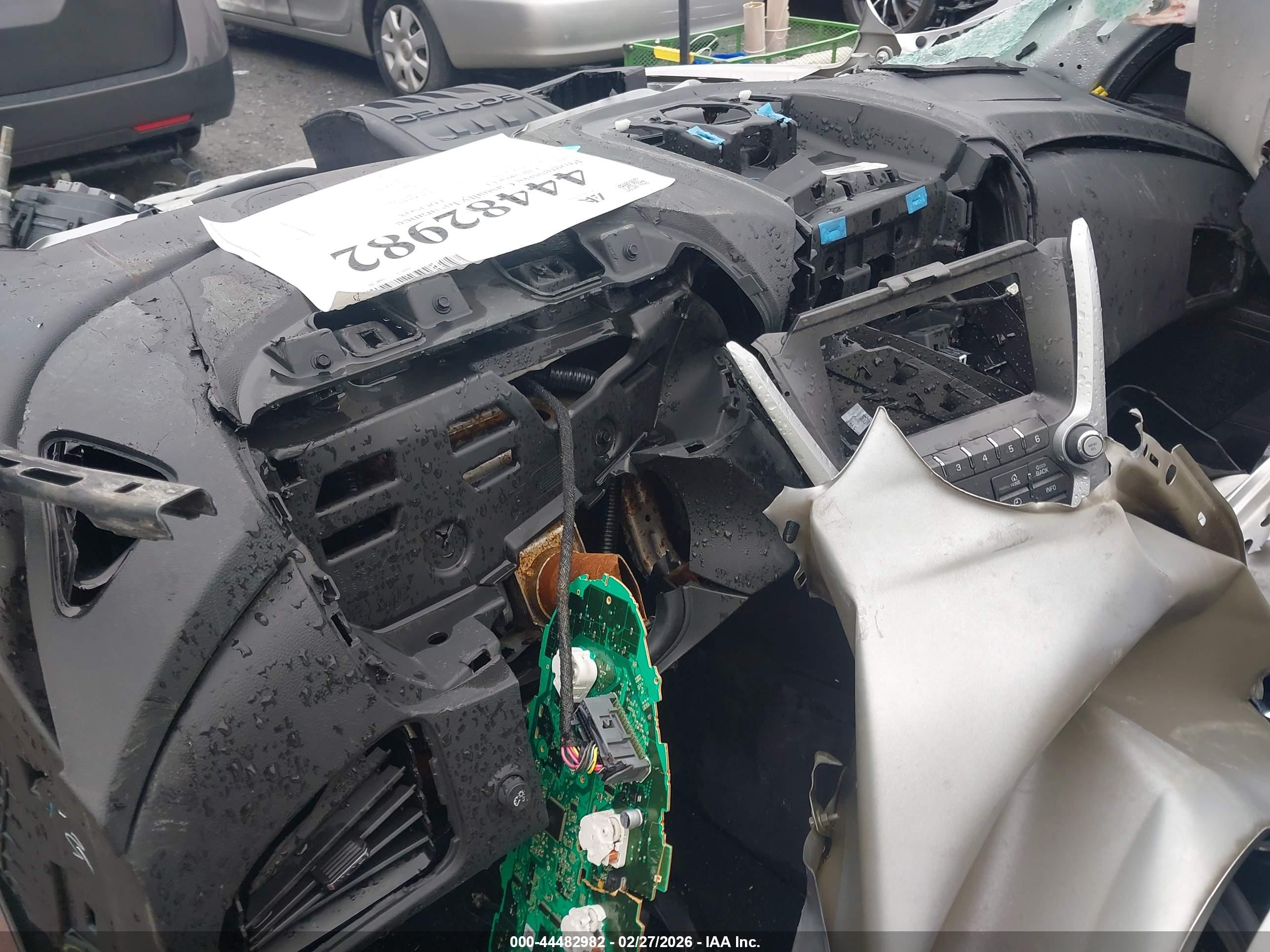 CHEVROLET EQUINOX image 7