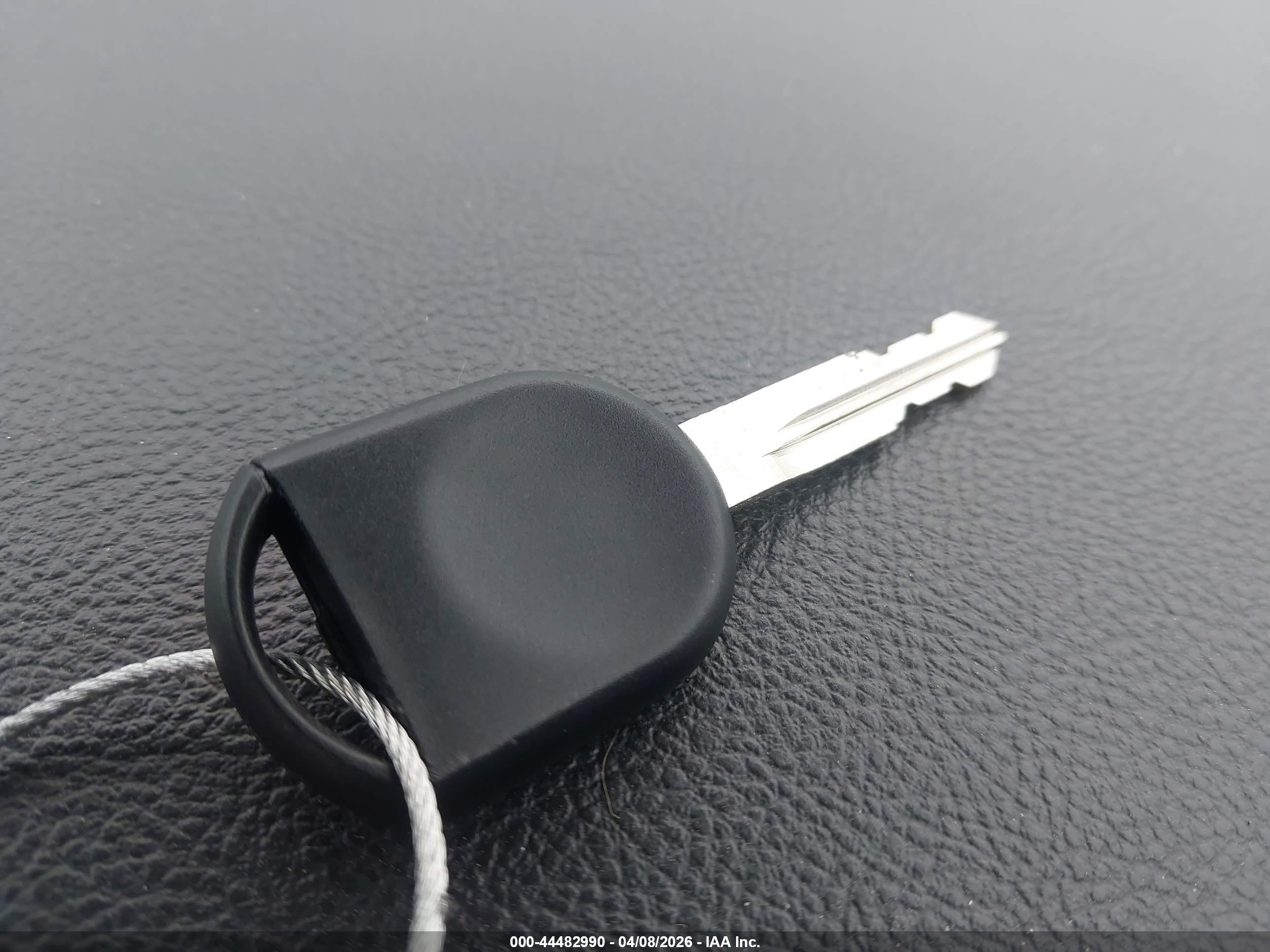 FORD TAURUS image 11