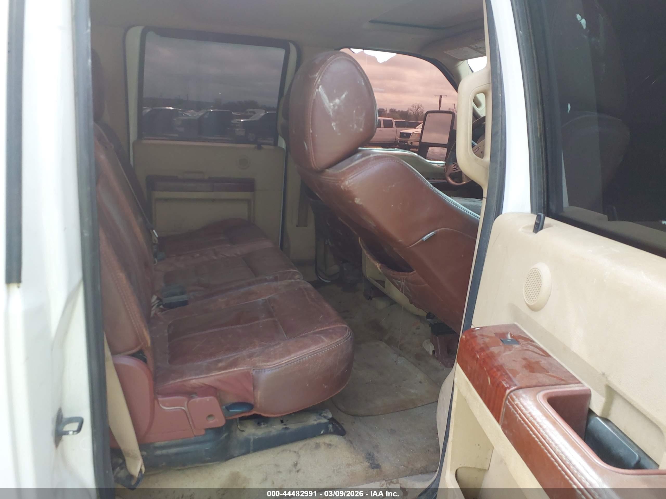 FORD F-350 image 8
