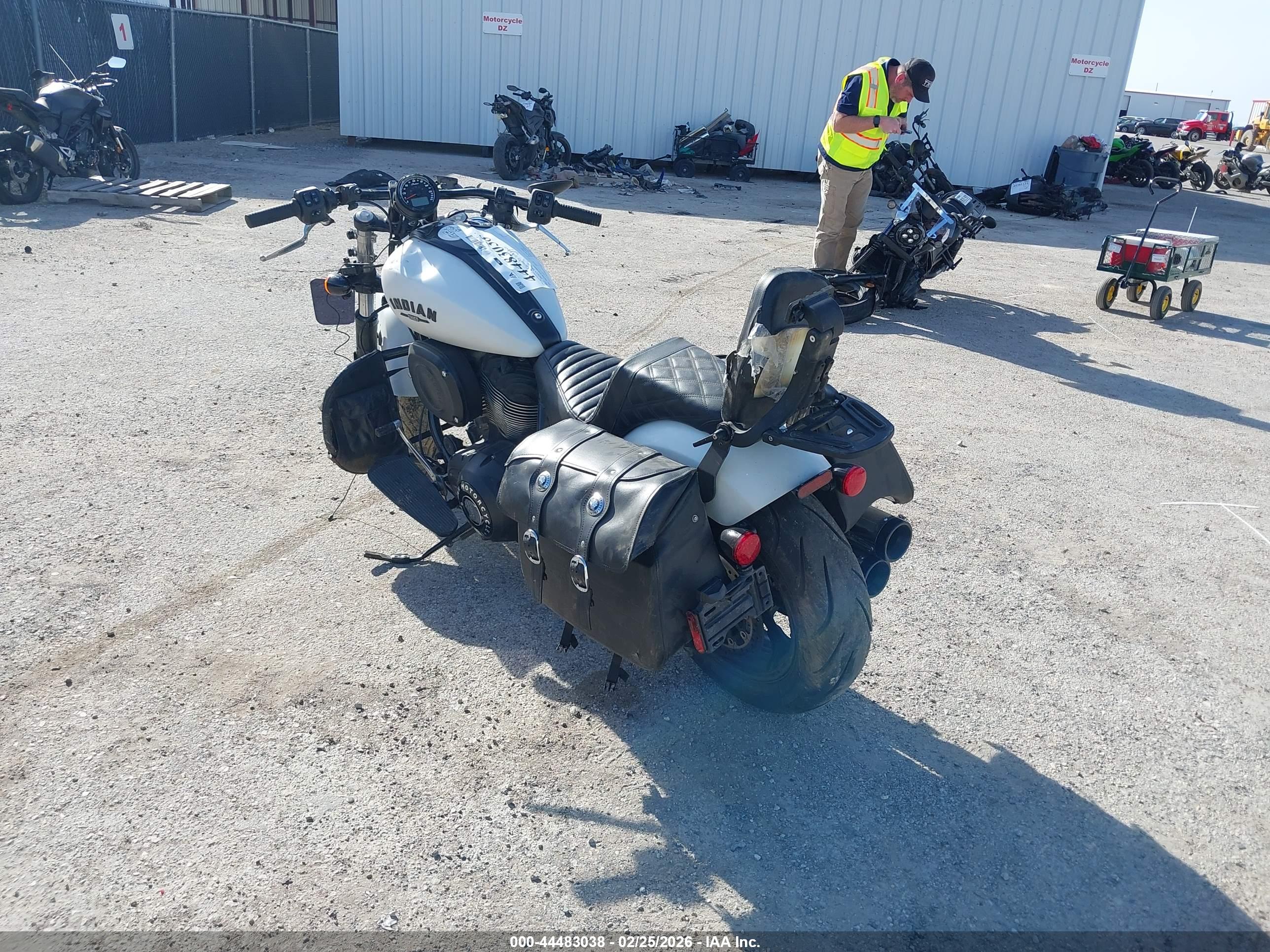 INDIAN MOTORCYCLE image 3