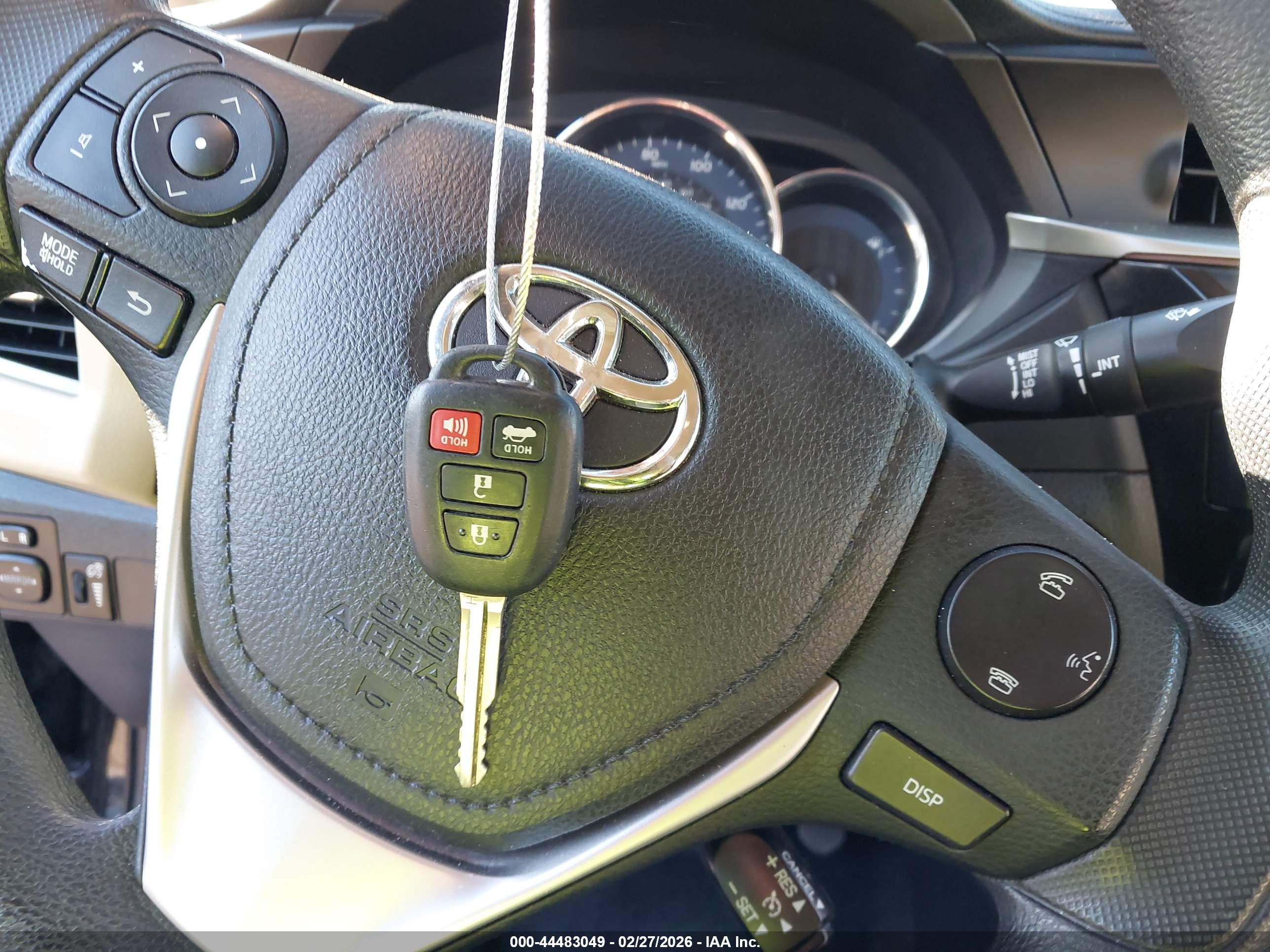 TOYOTA COROLLA image 11