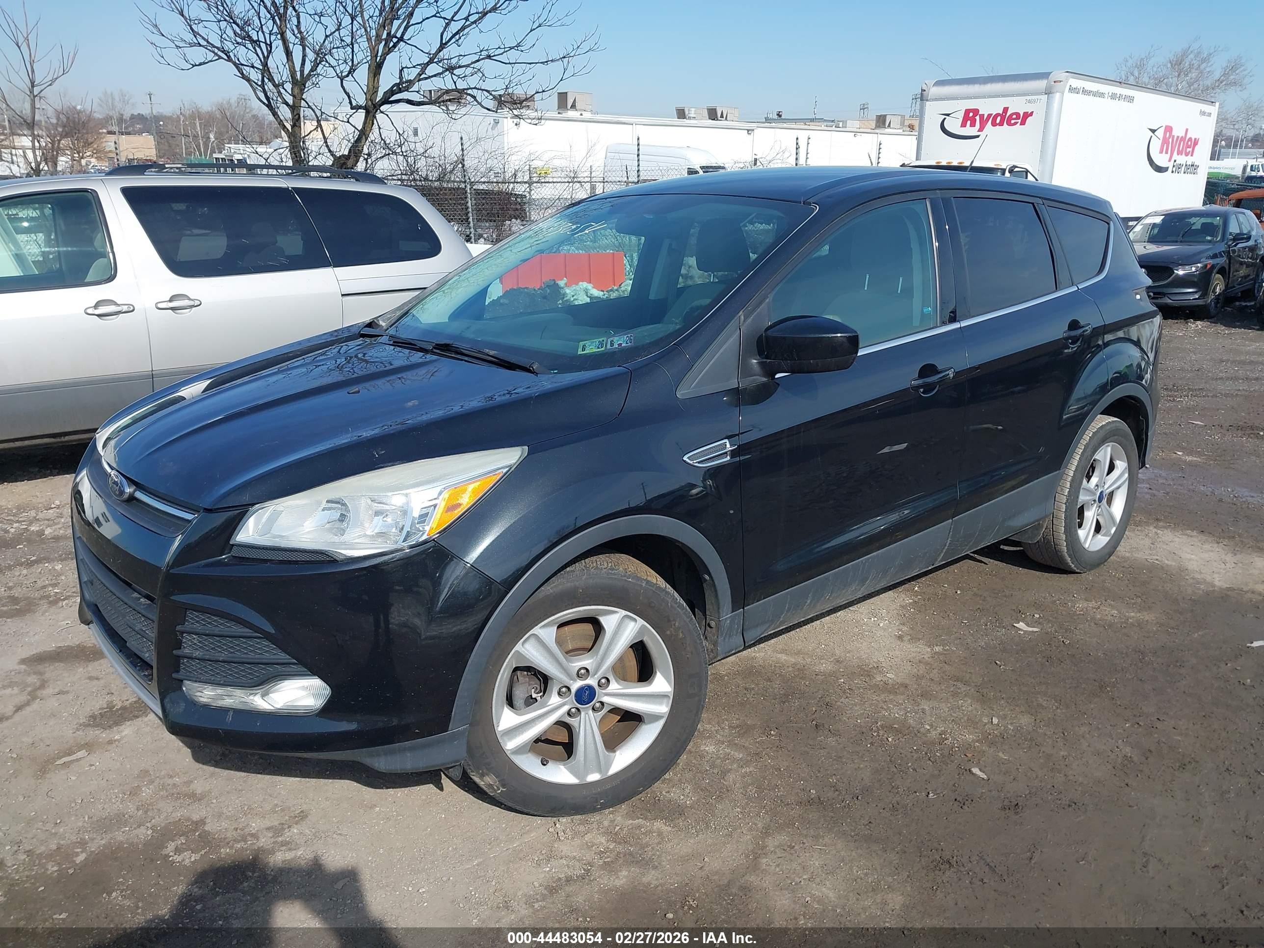 FORD ESCAPE image 2