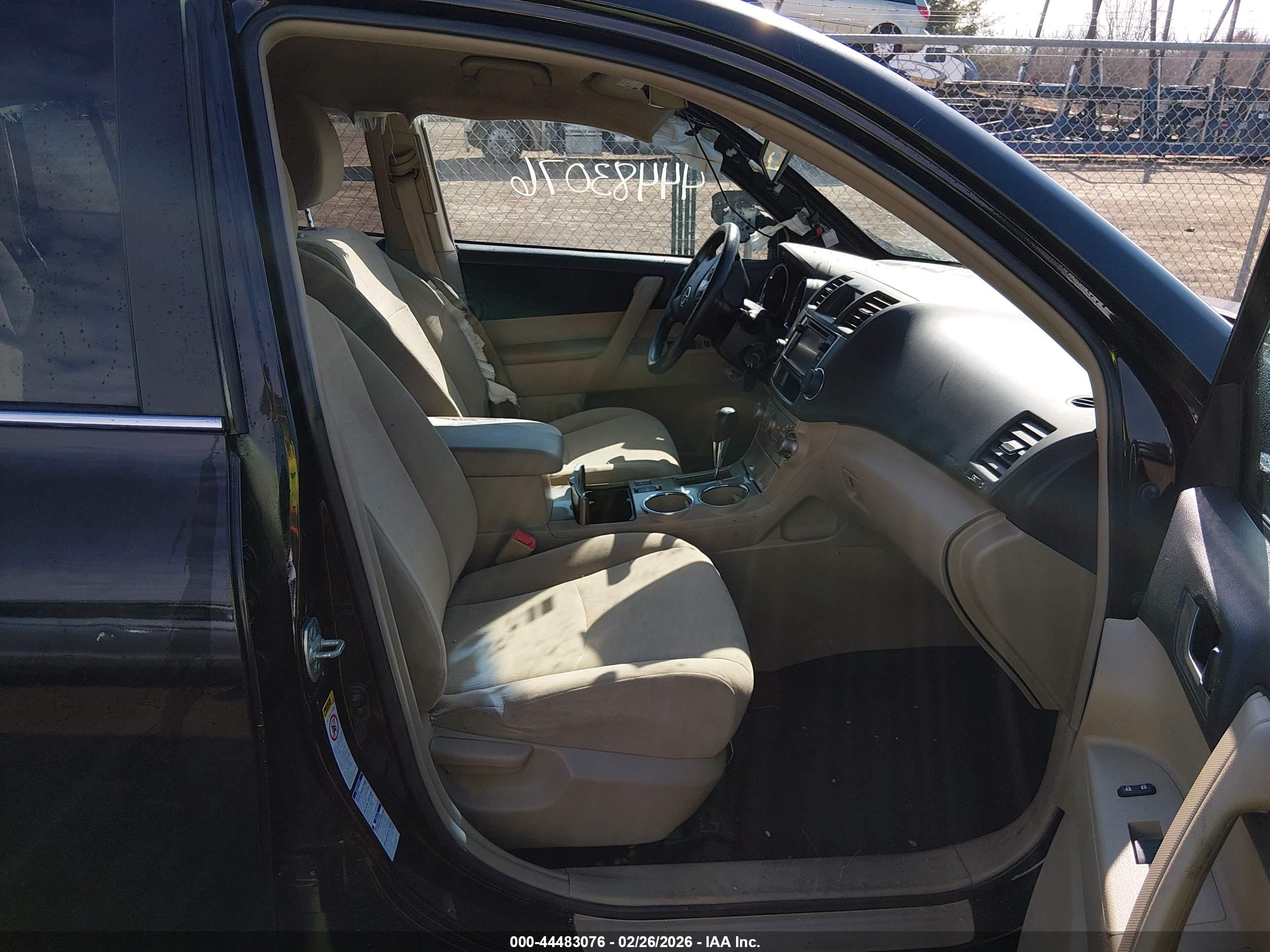 TOYOTA HIGHLANDER image 5