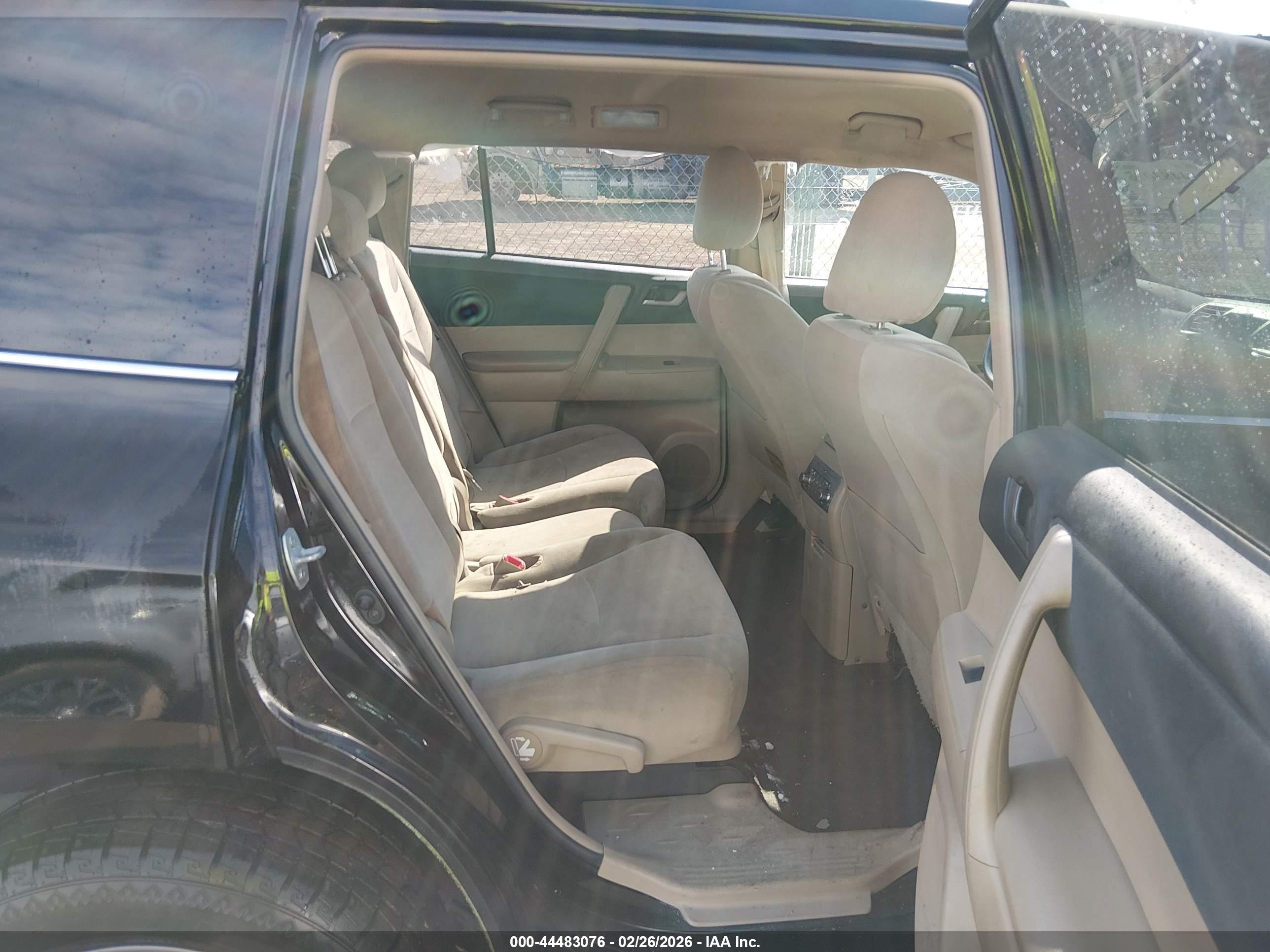 TOYOTA HIGHLANDER image 8