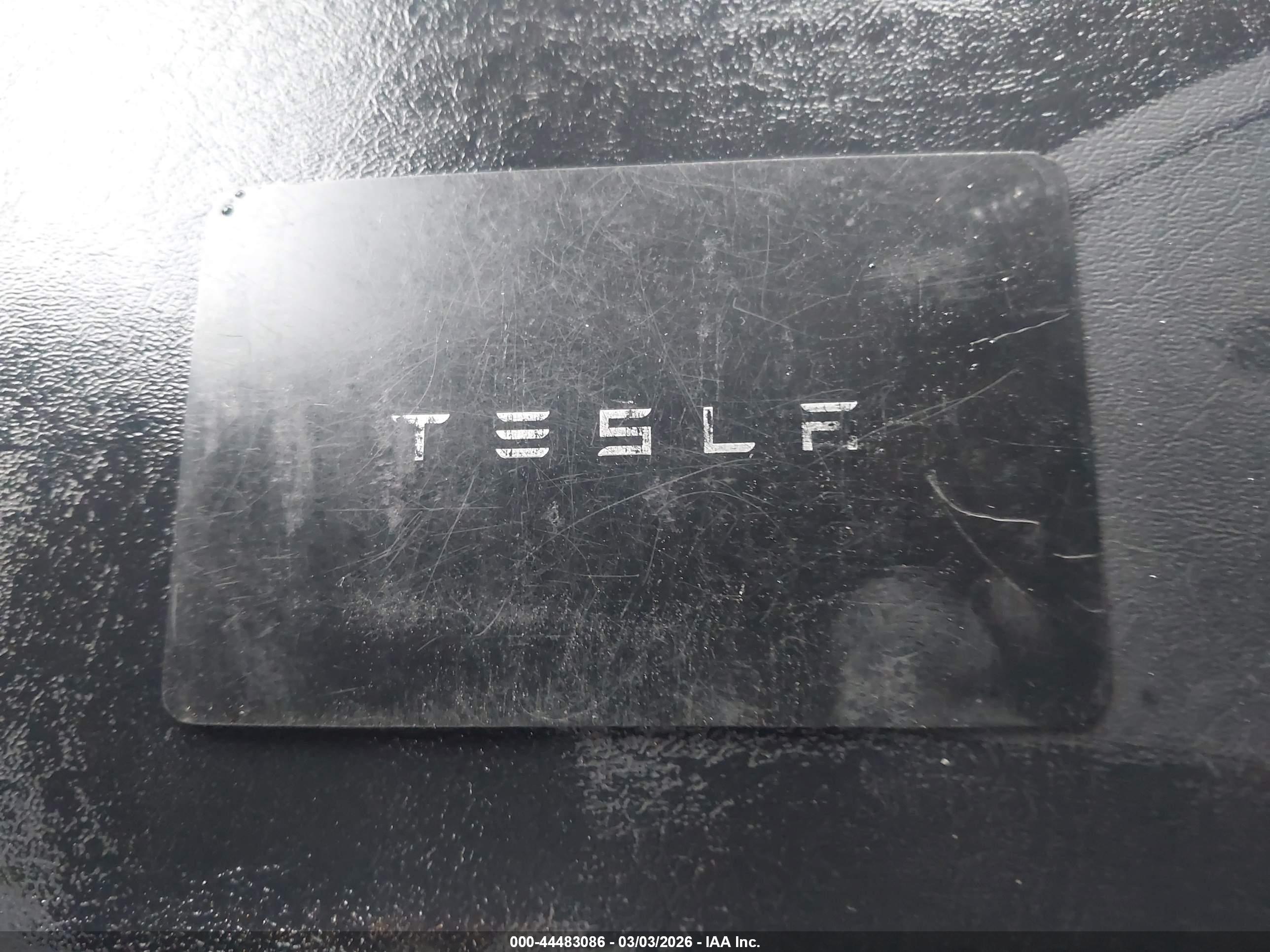 TESLA MODEL image 11