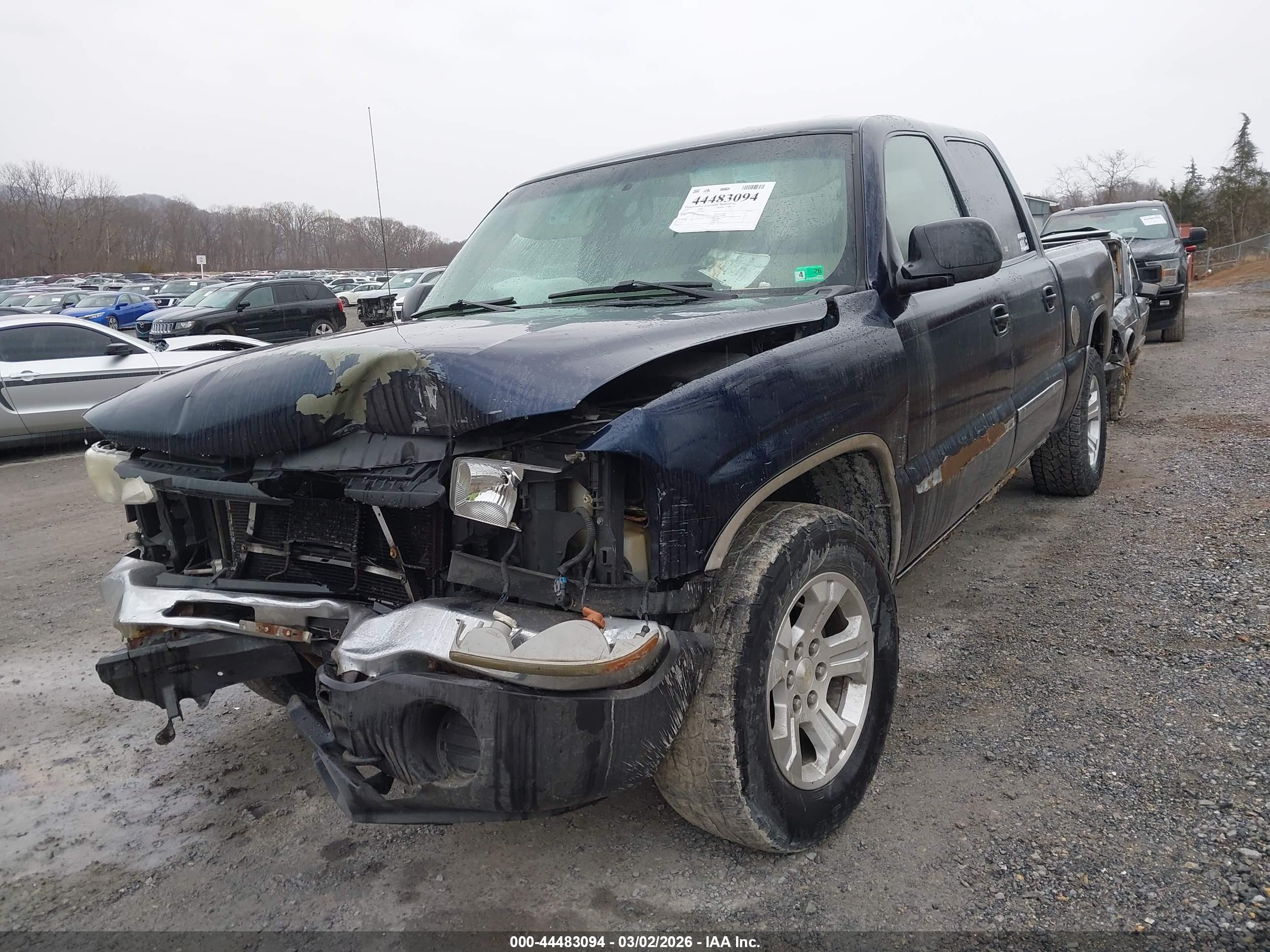 GMC SIERRA image 6