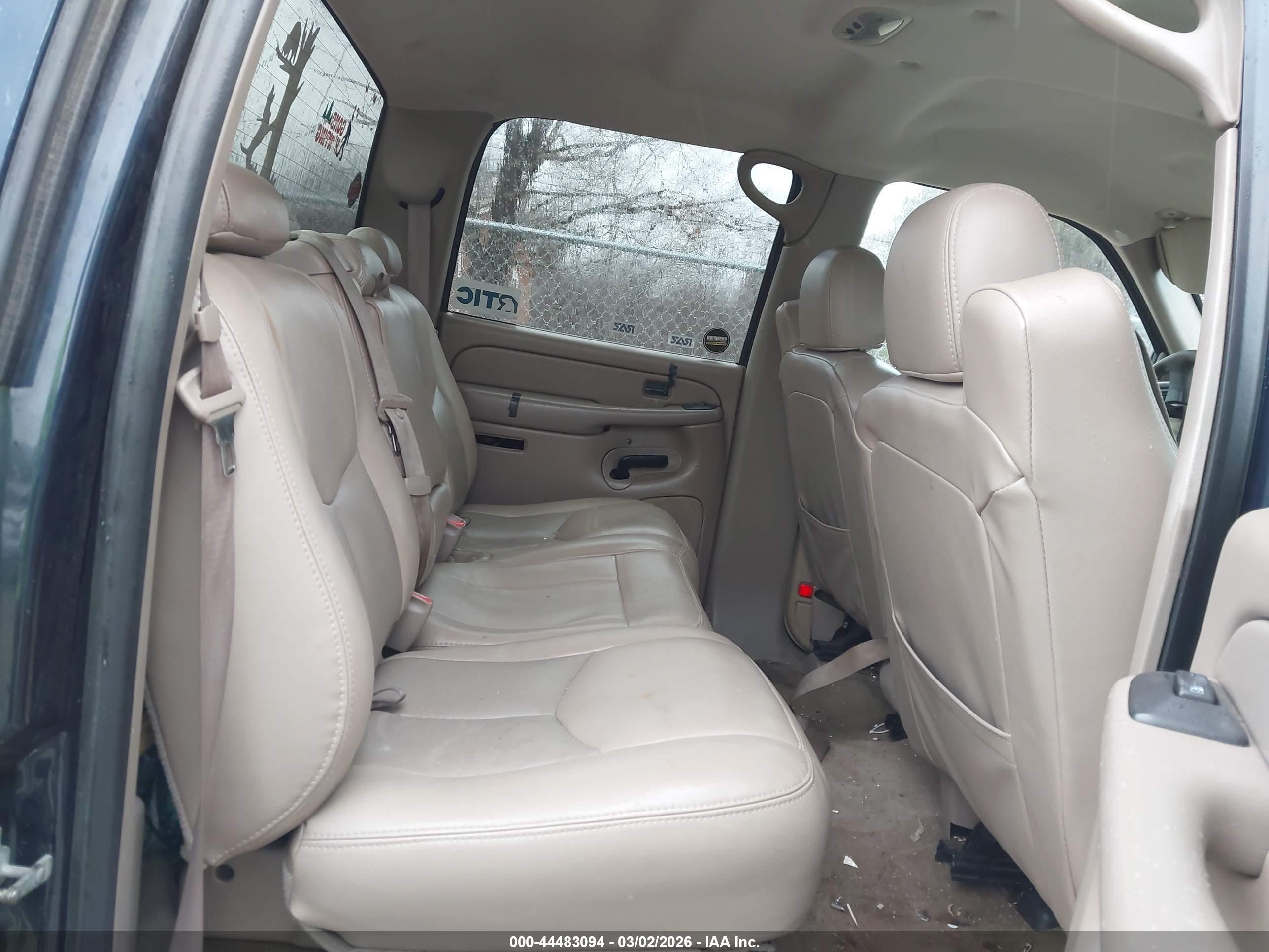GMC SIERRA image 8