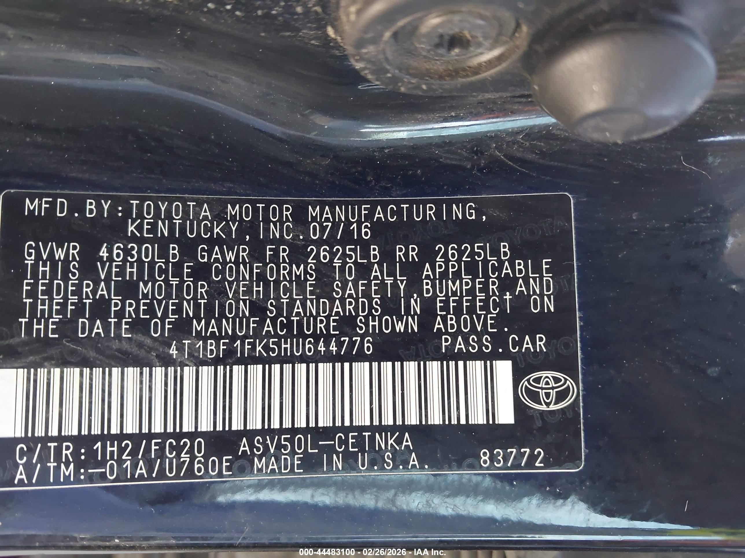 TOYOTA CAMRY image 9