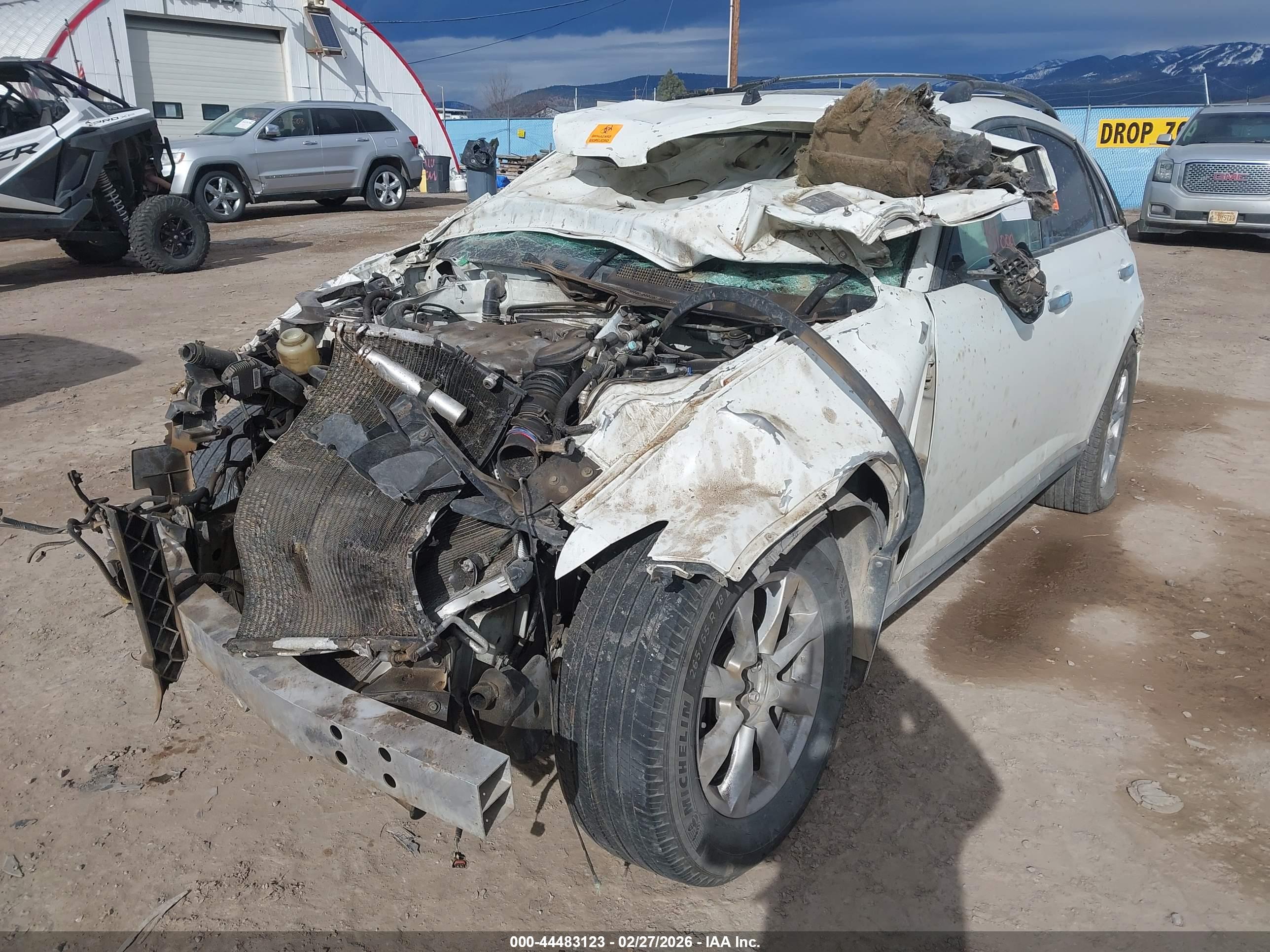 INFINITI FX35 image 6