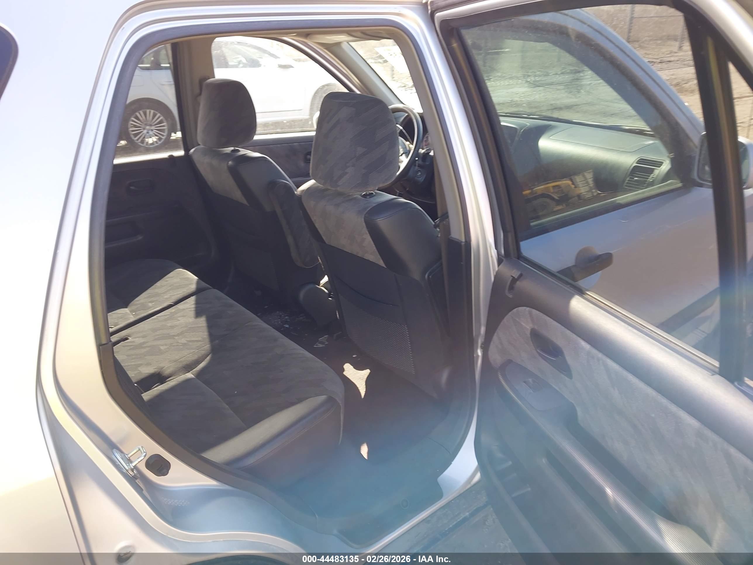 HONDA CR-V image 8