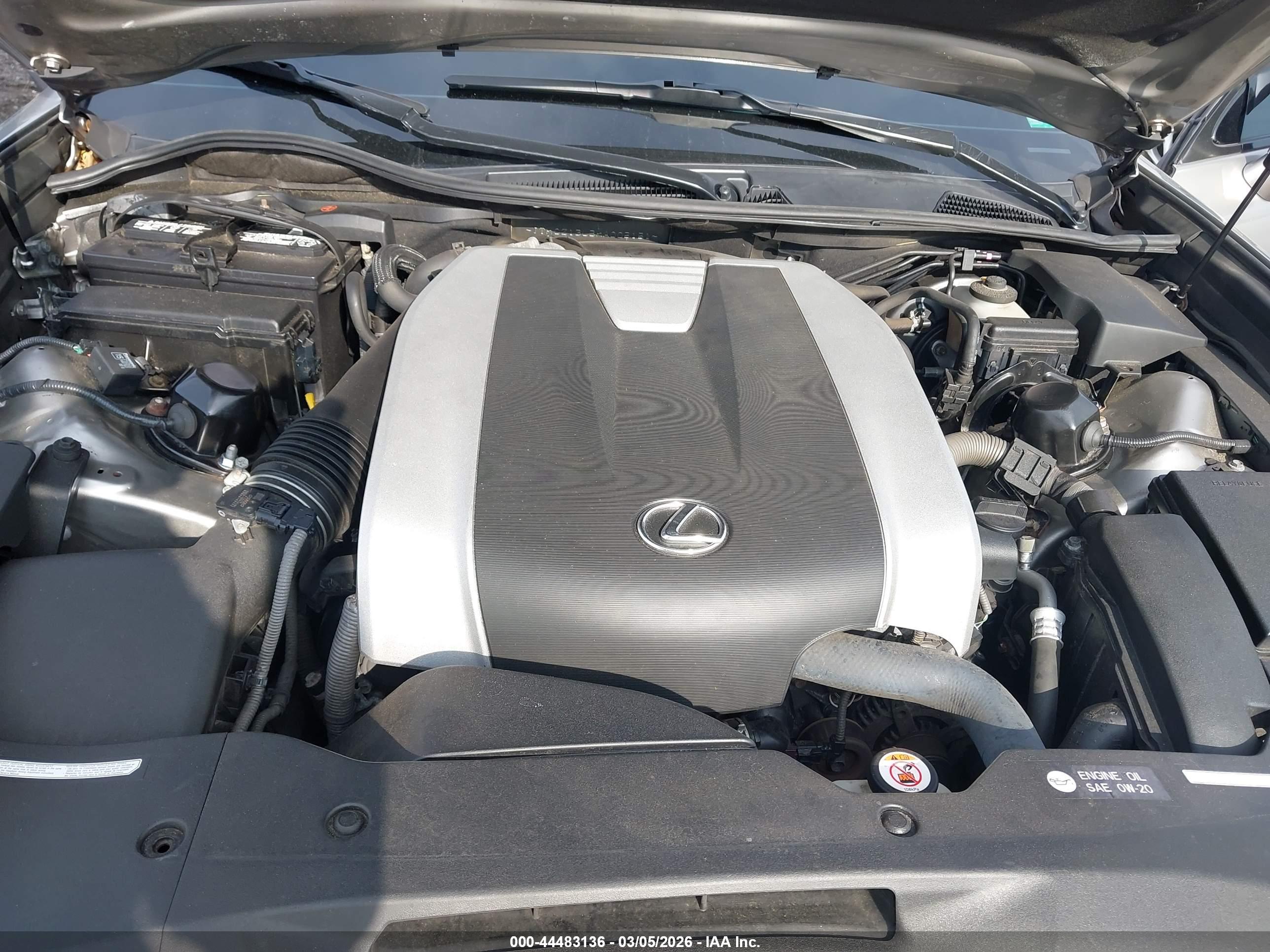 LEXUS GS image 10
