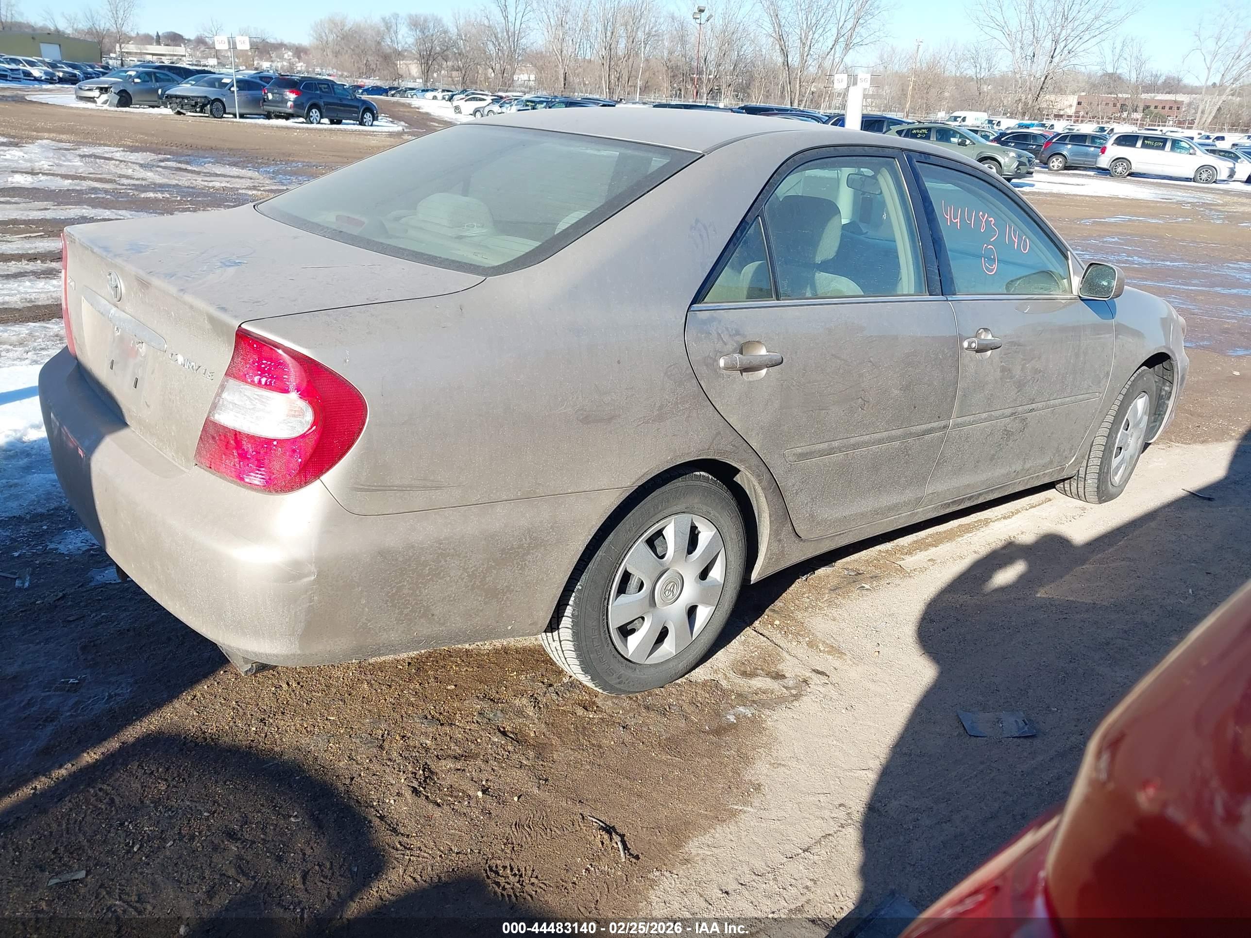 TOYOTA CAMRY image 4
