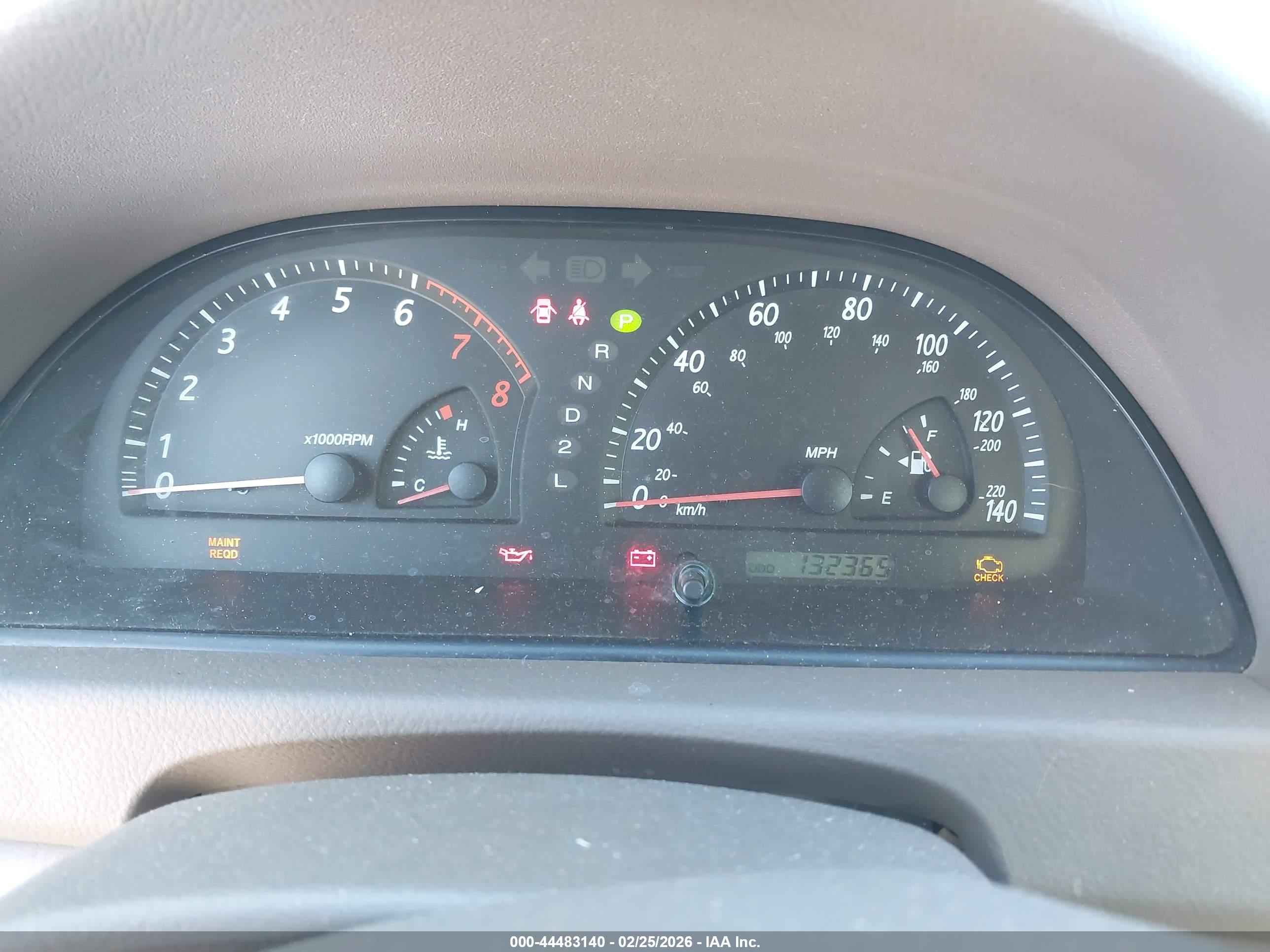 TOYOTA CAMRY image 7