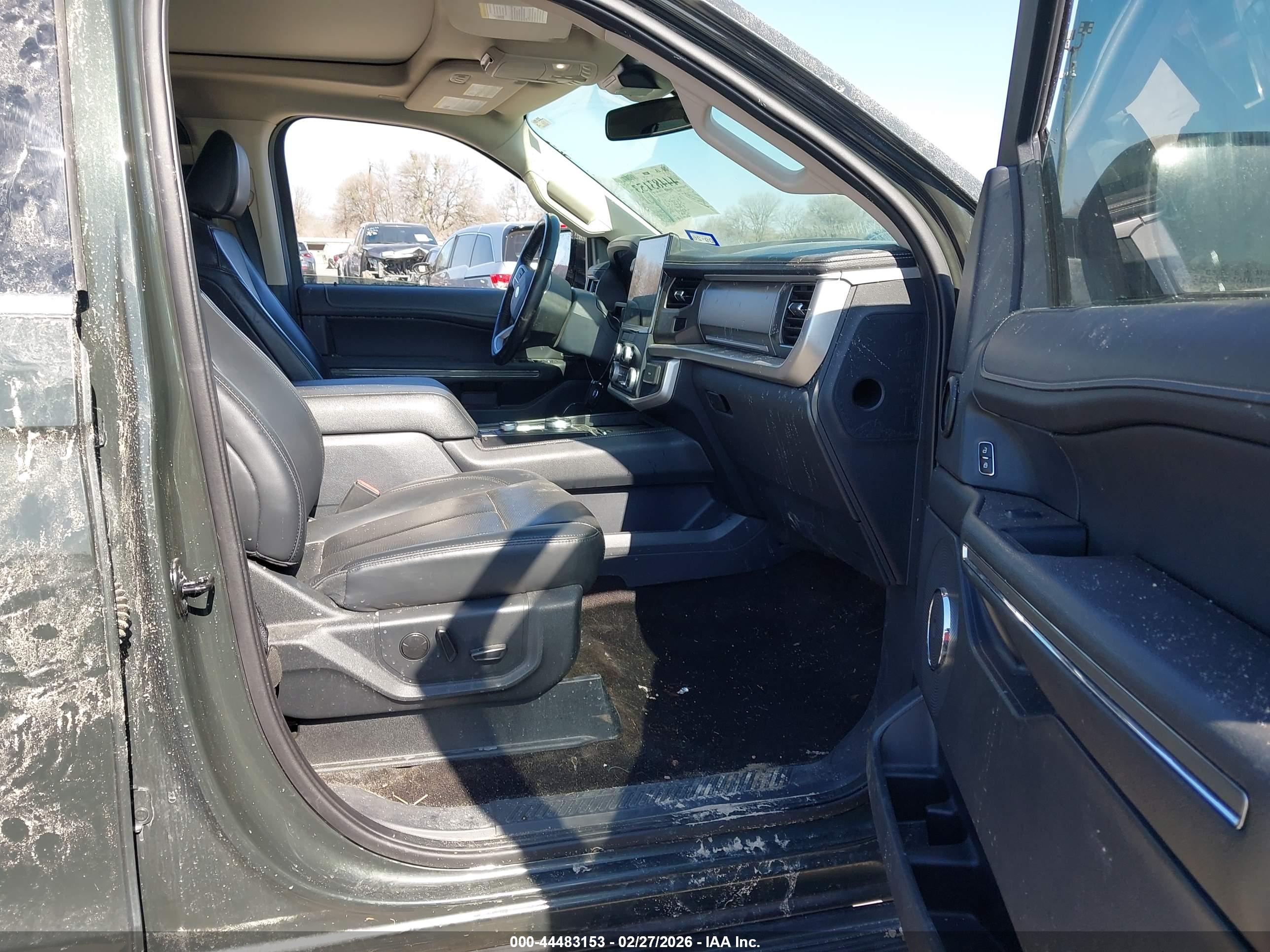 FORD EXPEDITION image 5