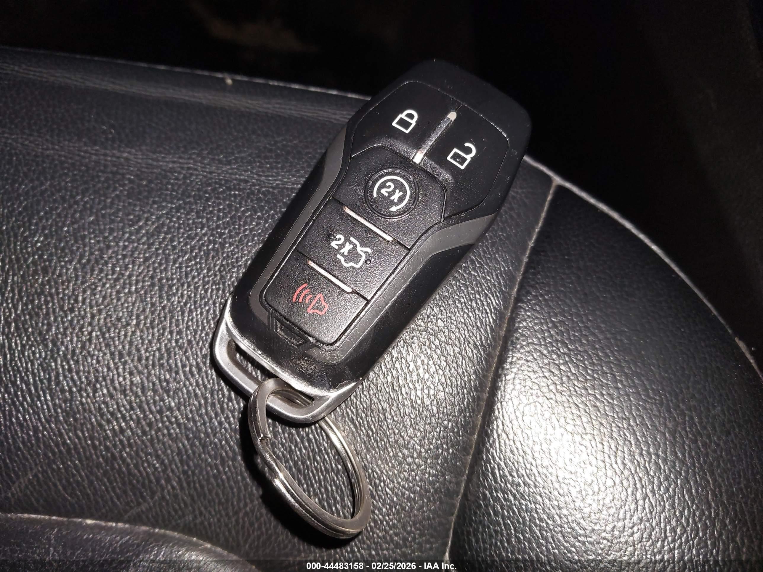 FORD EDGE image 11