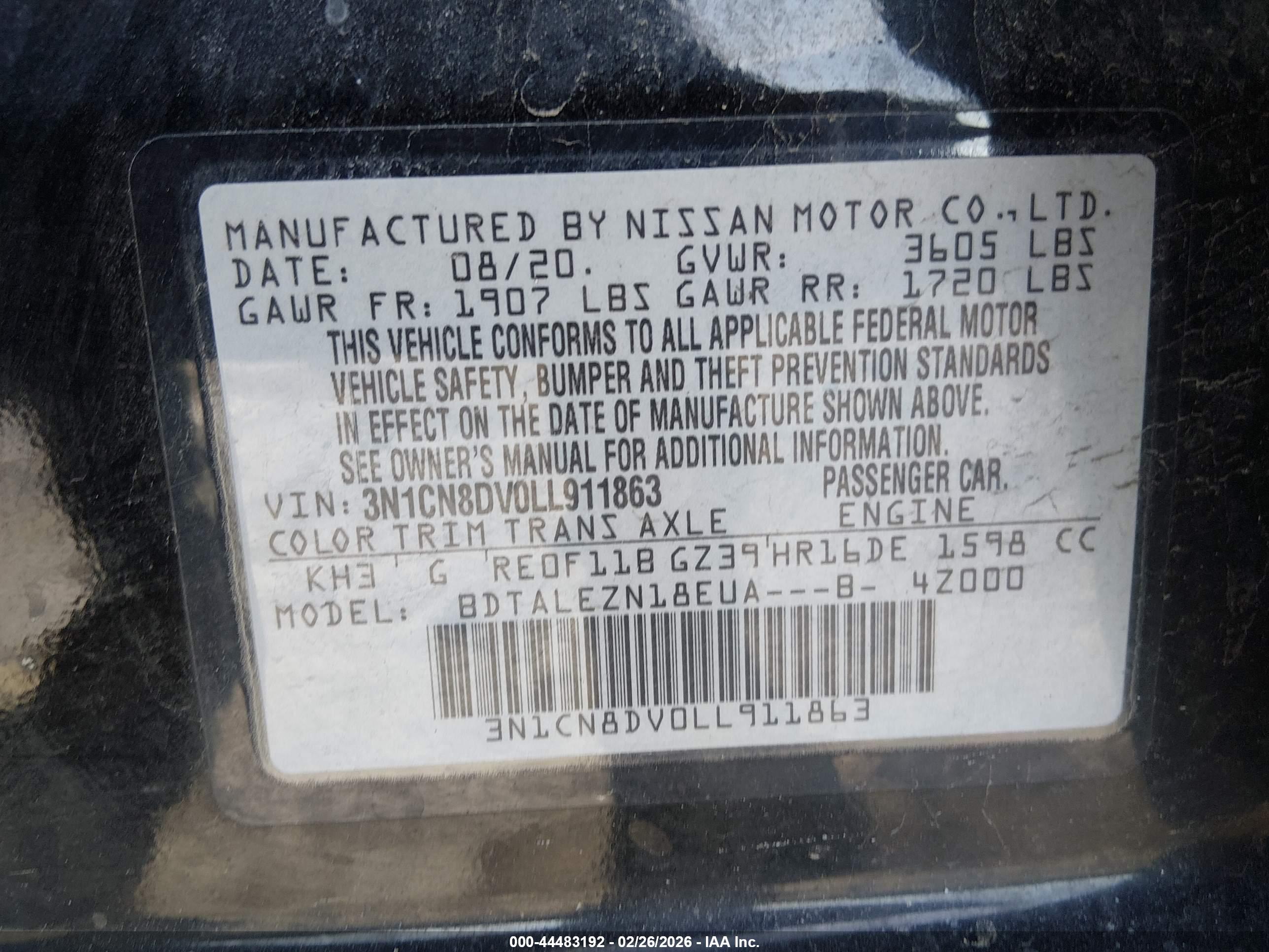 NISSAN VERSA image 9