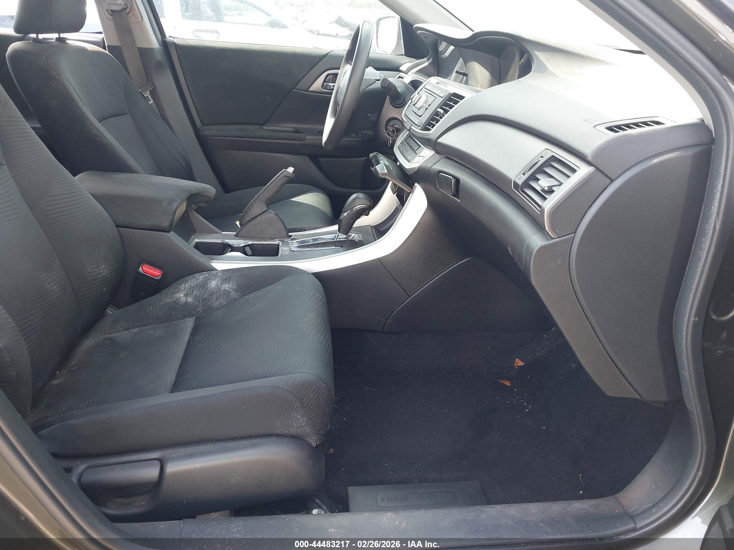 HONDA ACCORD image 5