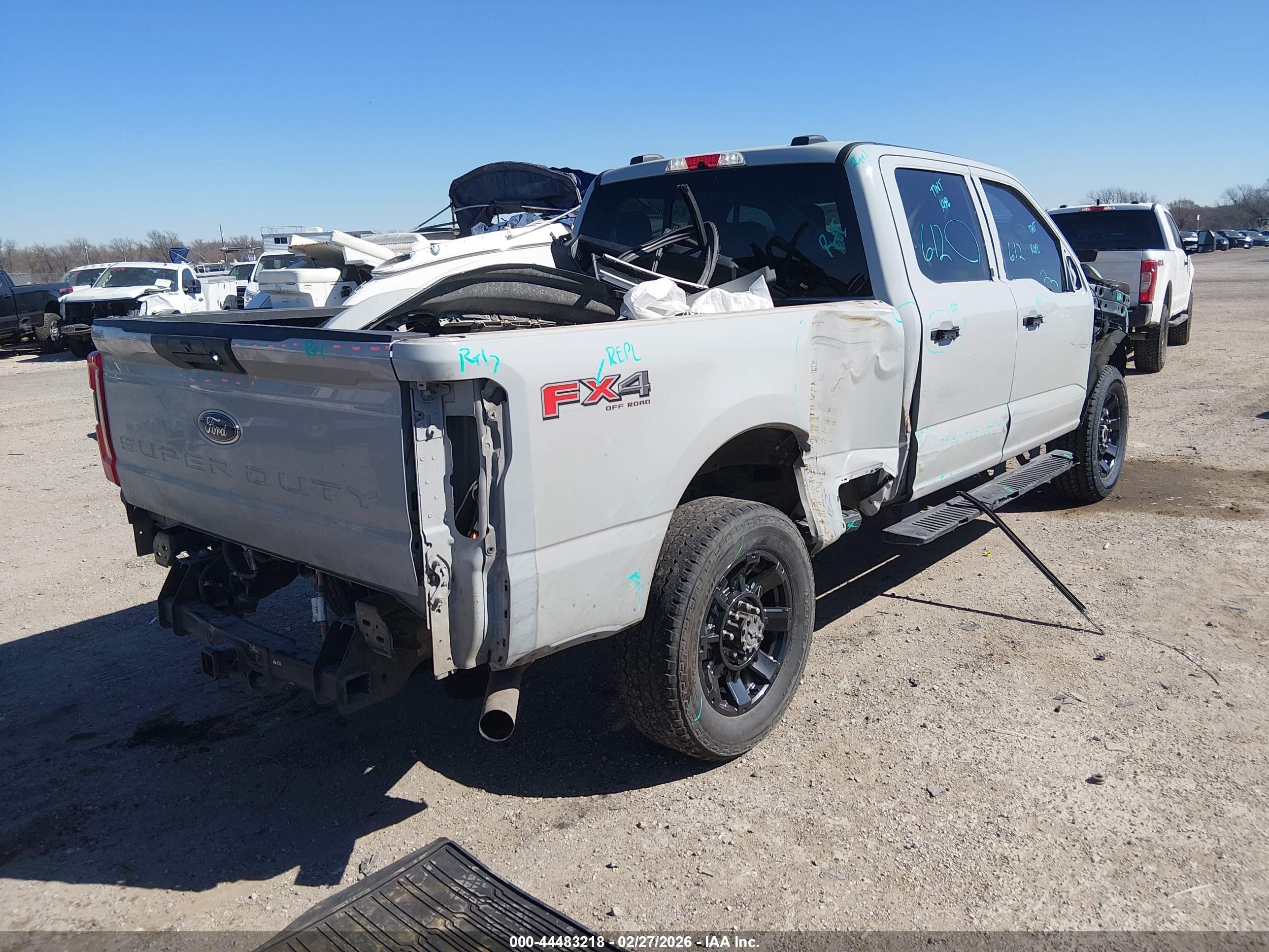 FORD F-250 image 4