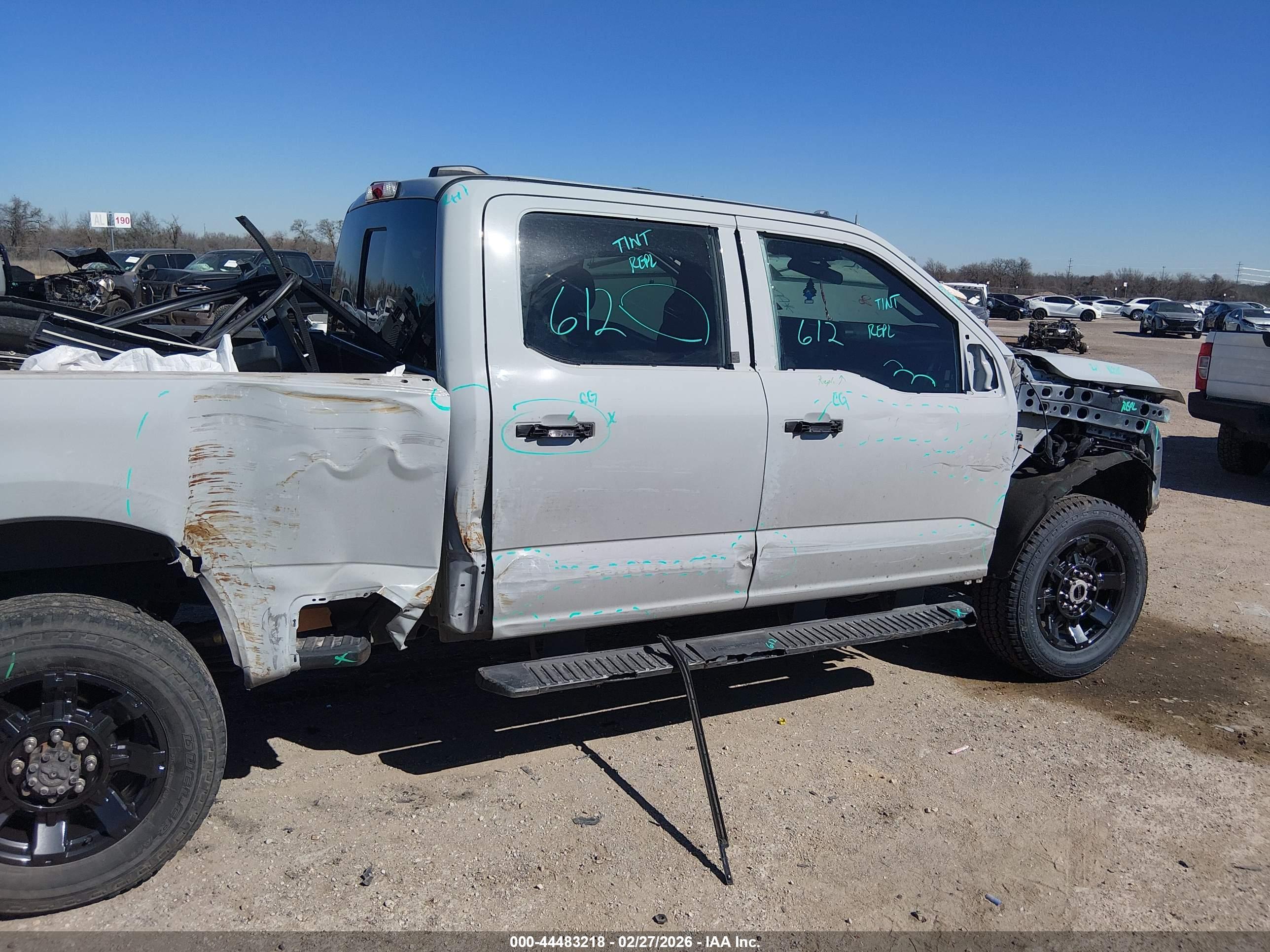 FORD F-250 image 6