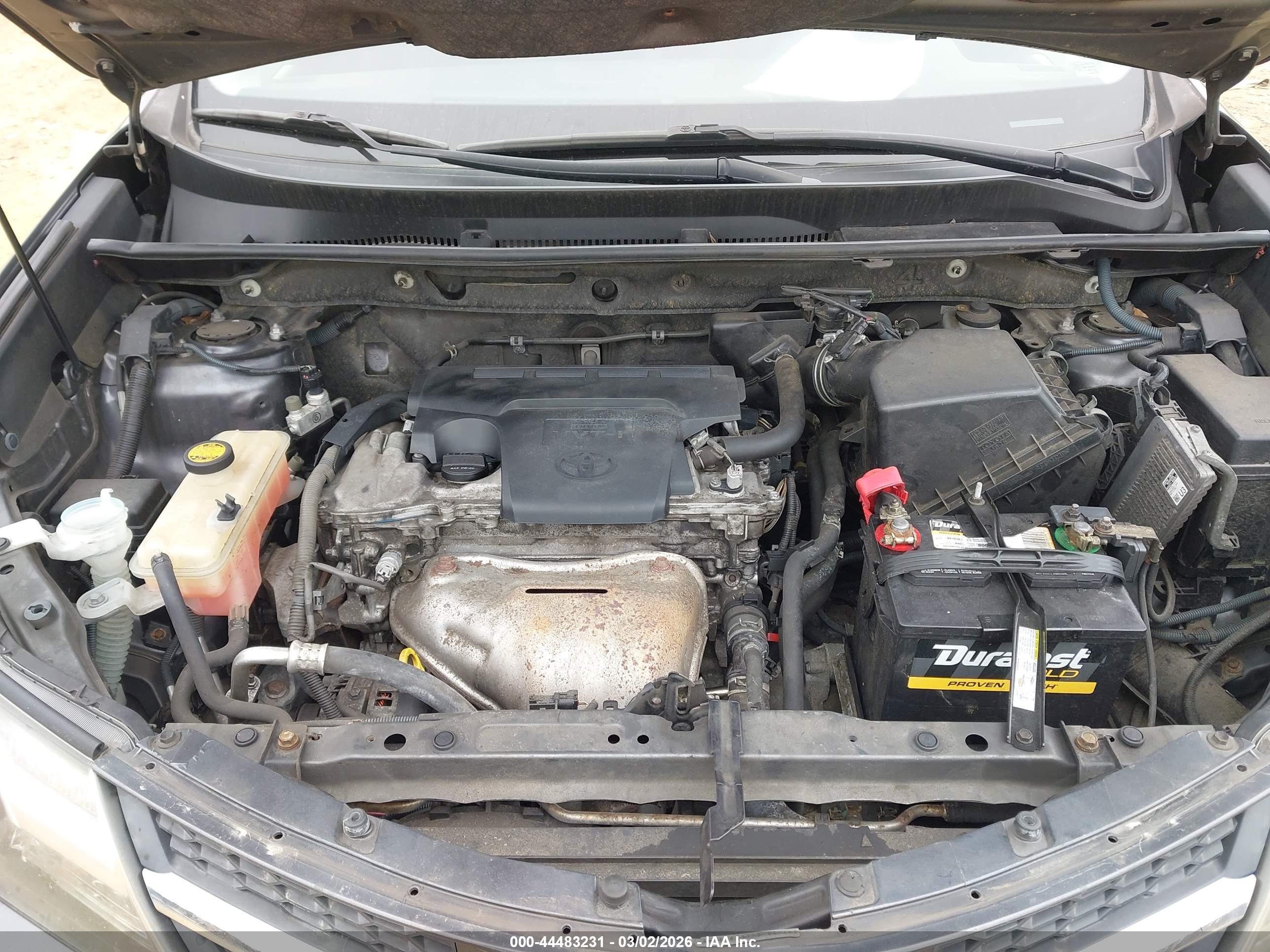TOYOTA RAV4 image 10
