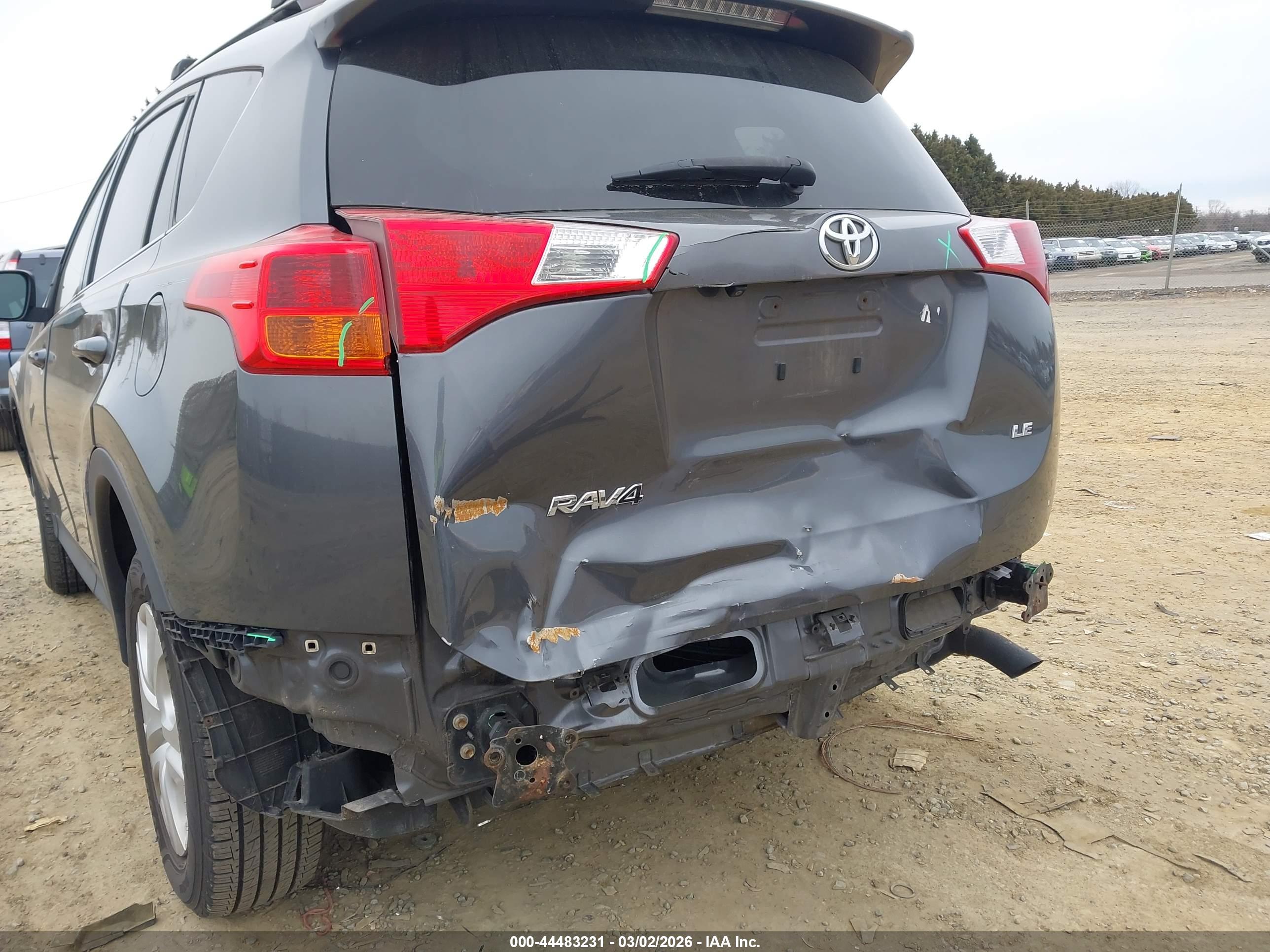 TOYOTA RAV4 image 6