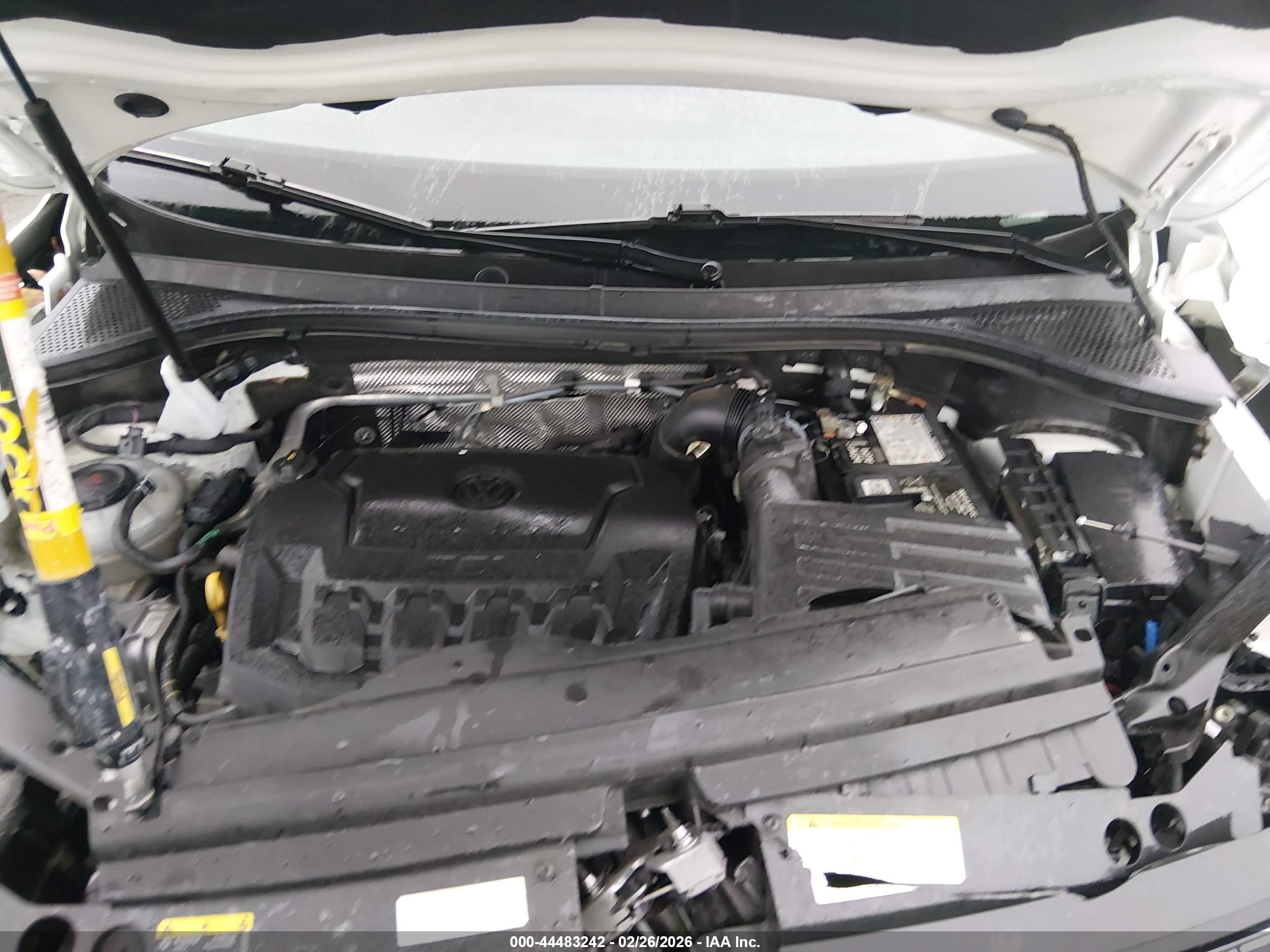 VOLKSWAGEN TIGUAN image 10