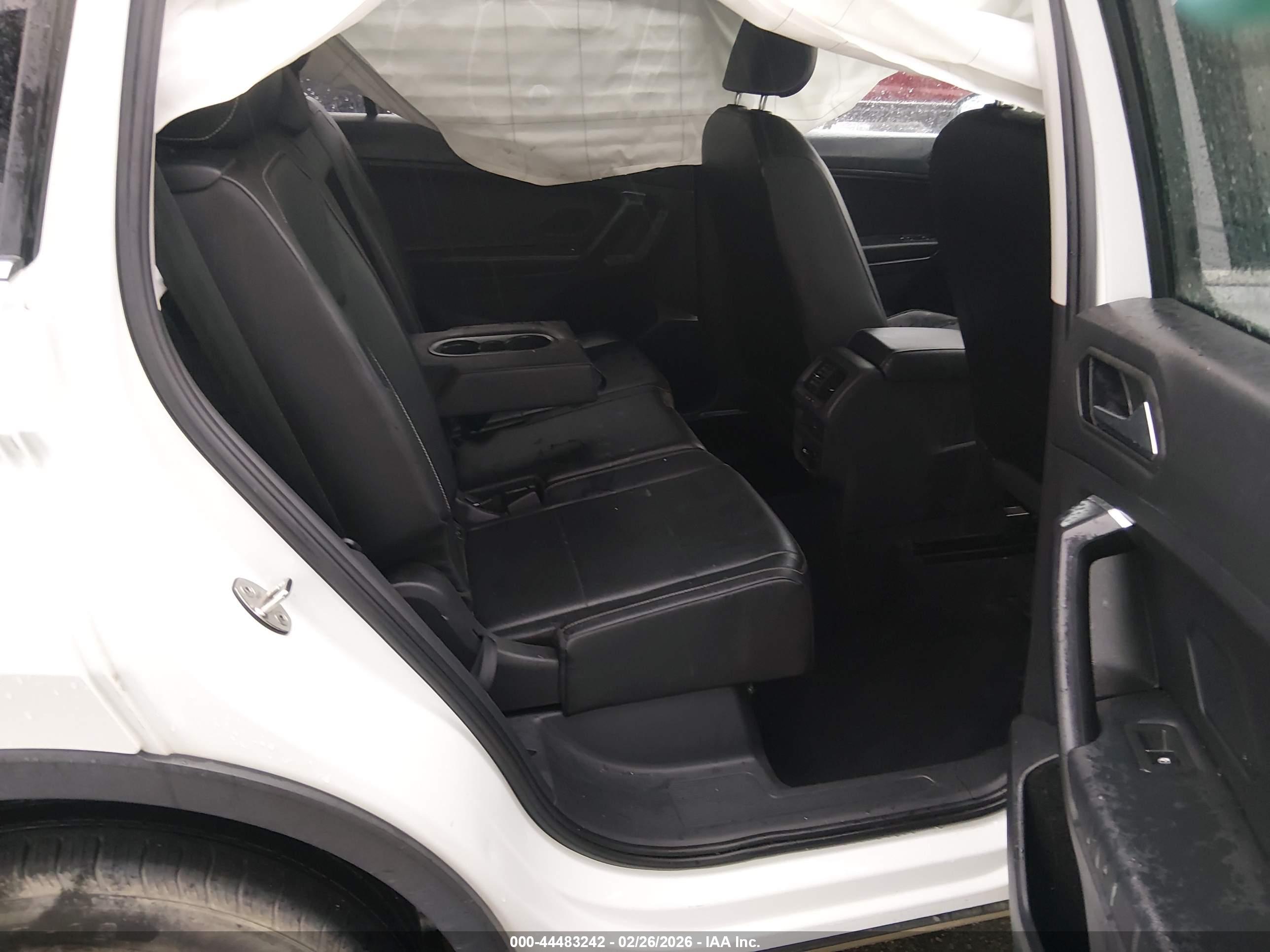 VOLKSWAGEN TIGUAN image 8