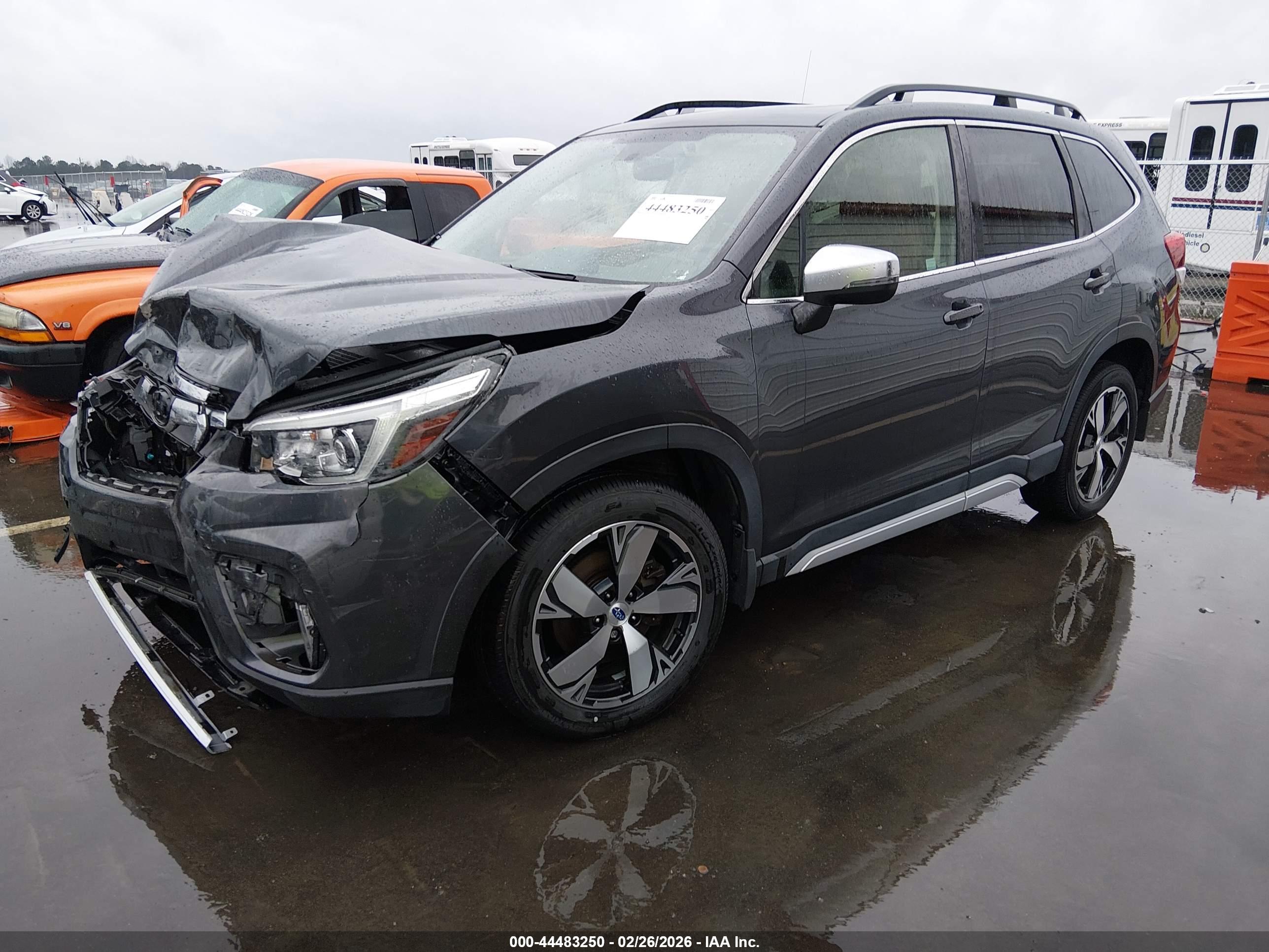 SUBARU FORESTER image 2