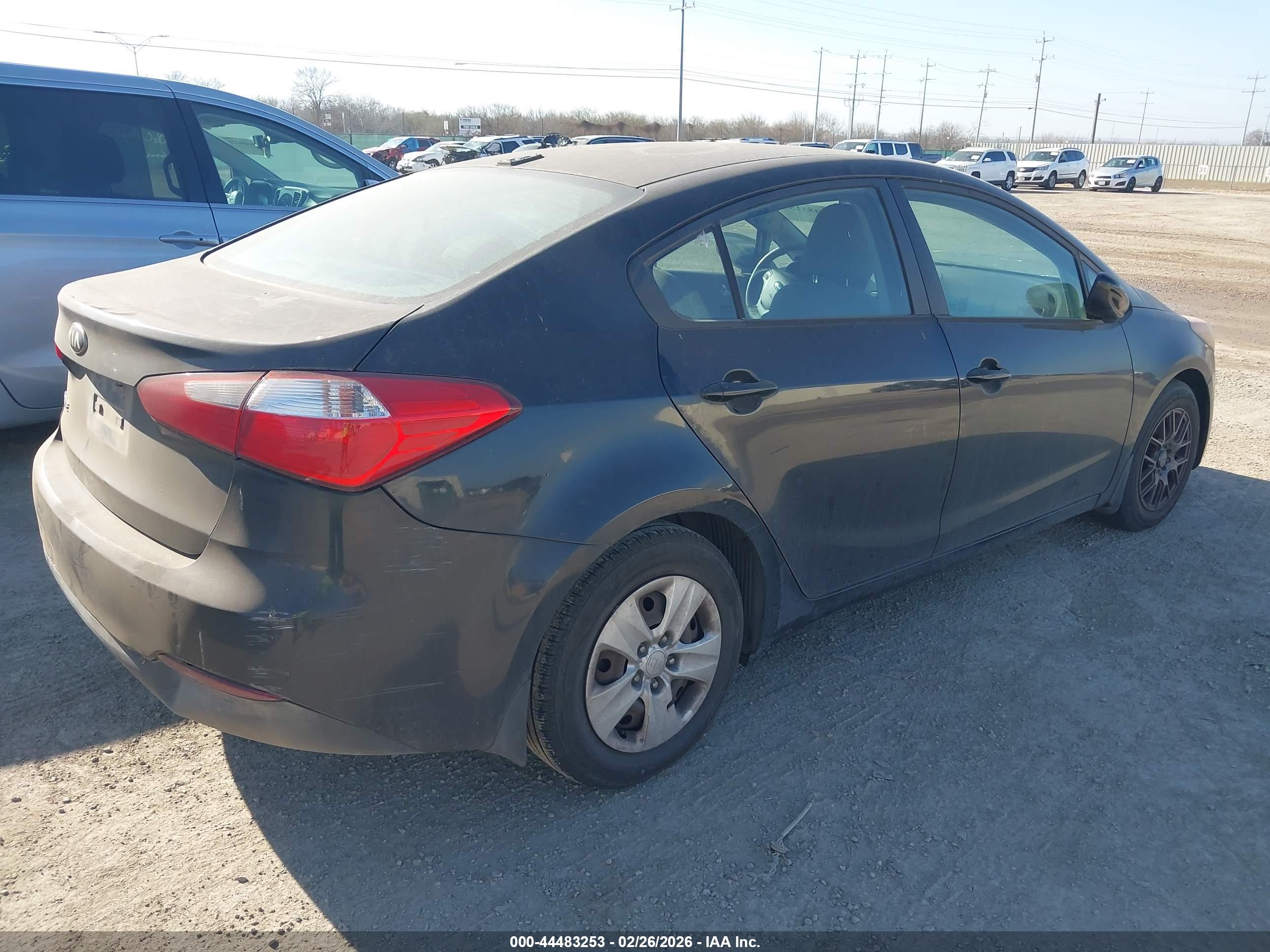 KIA FORTE image 4