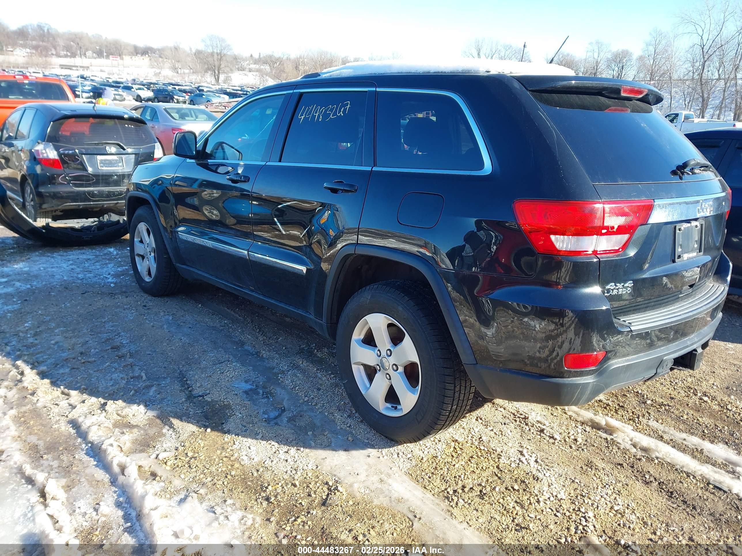 JEEP GRAND image 3