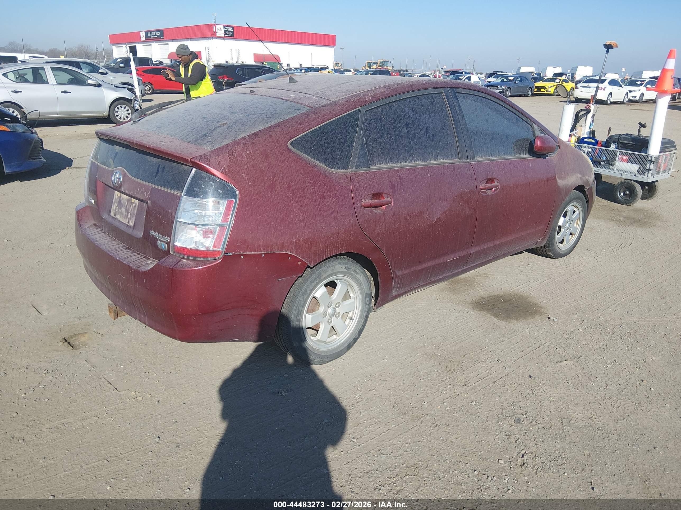 TOYOTA PRIUS image 4