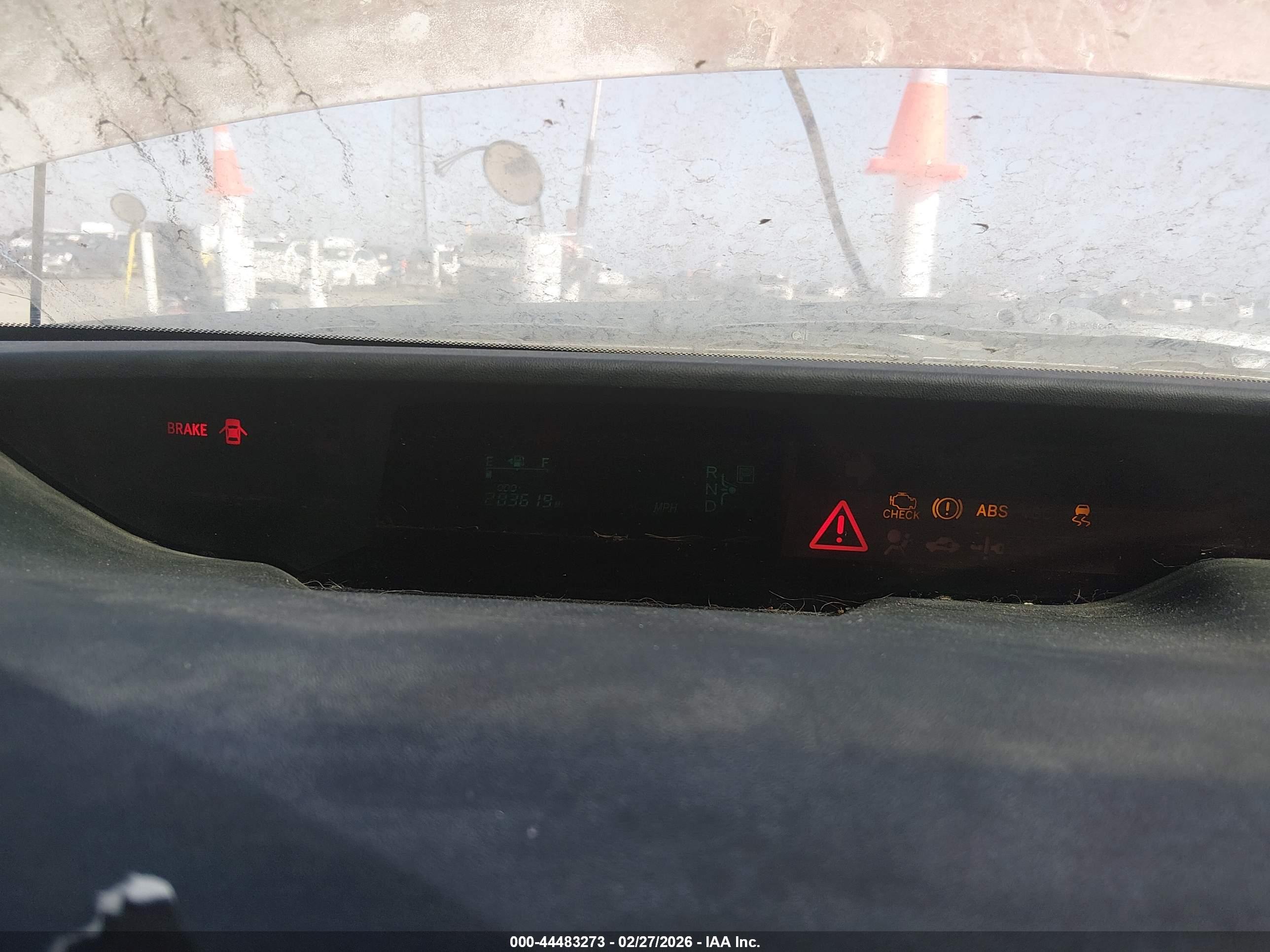 TOYOTA PRIUS image 7