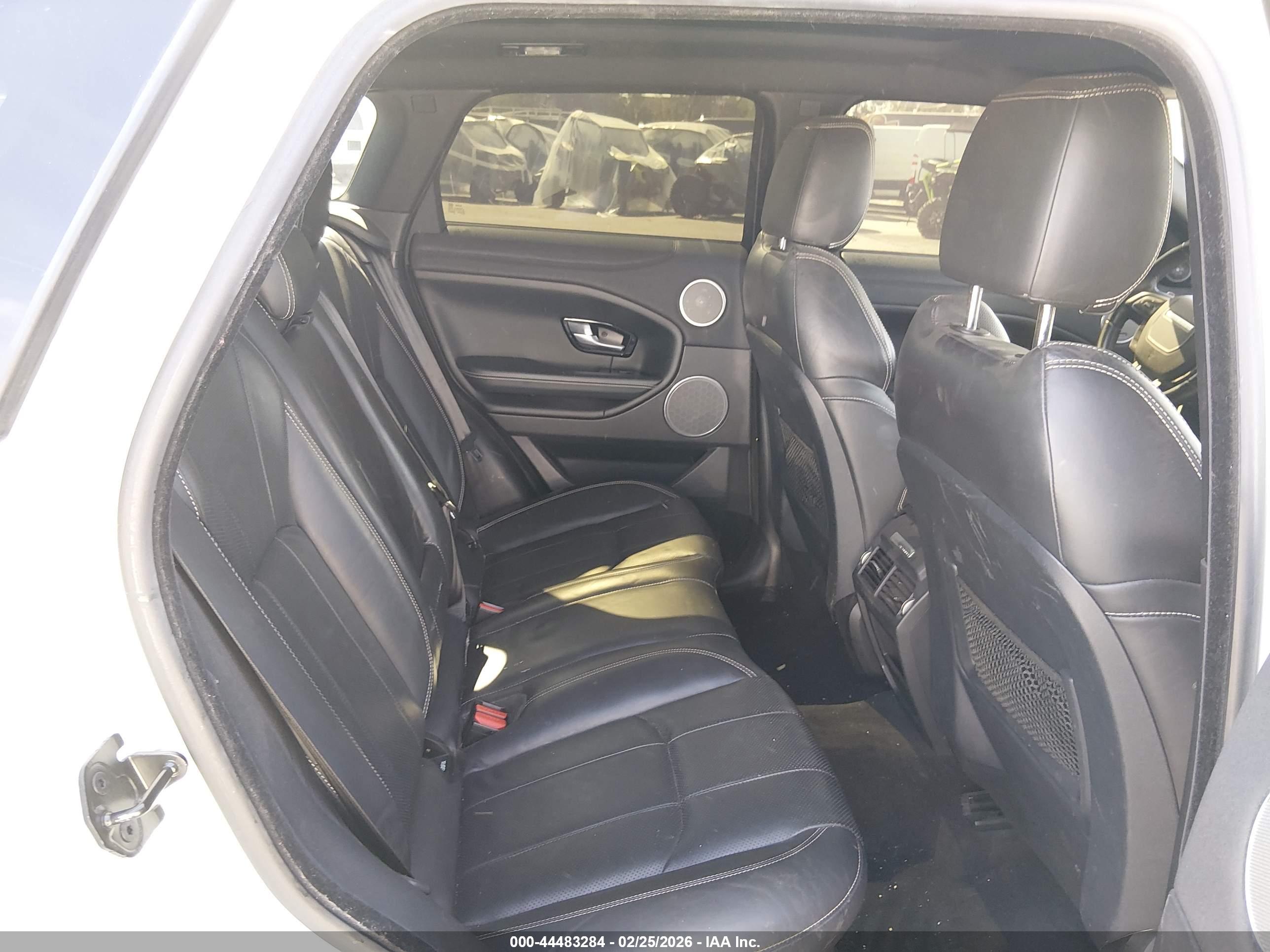 LAND ROVER image 8