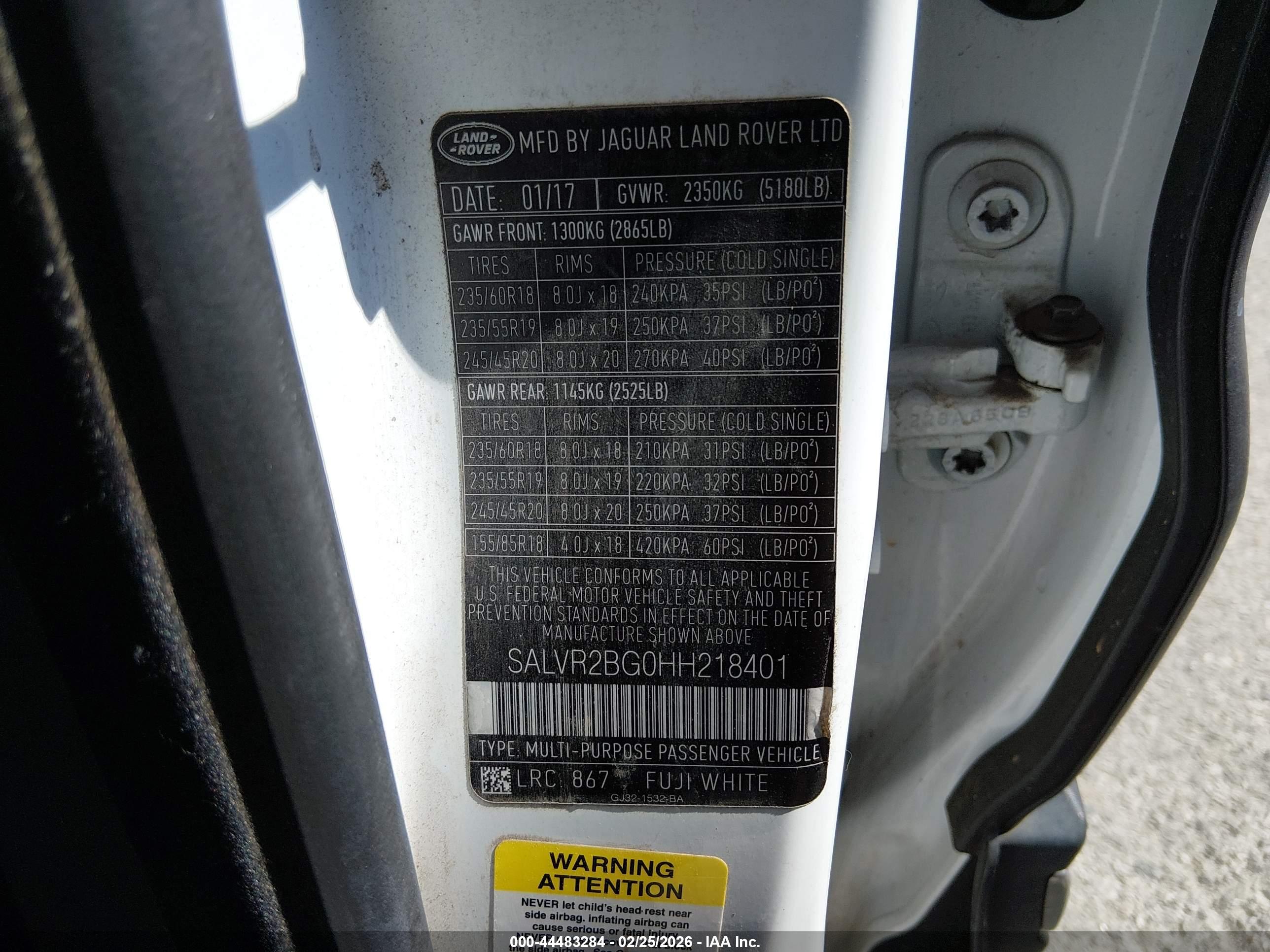 LAND ROVER image 9