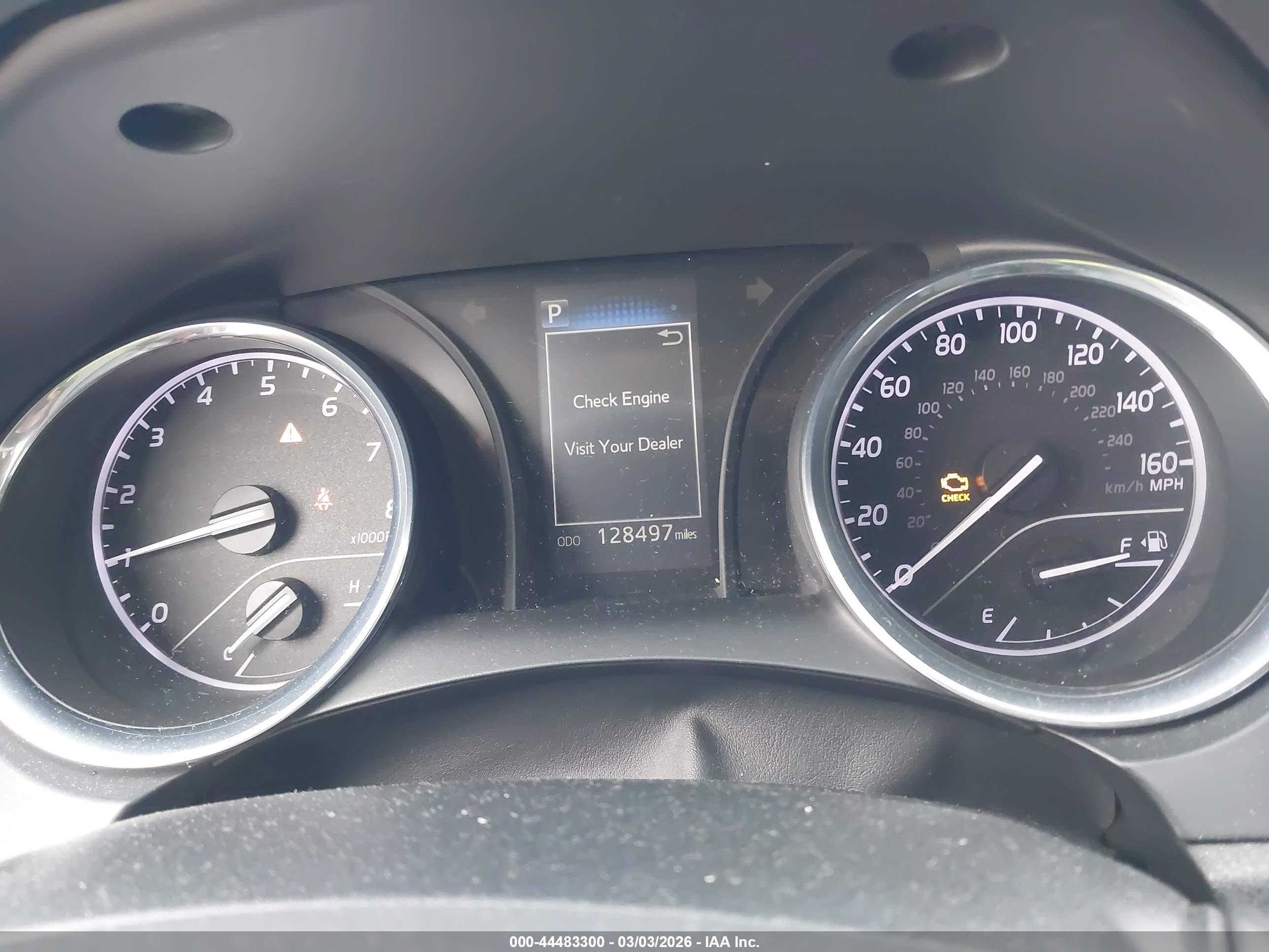 TOYOTA CAMRY image 7