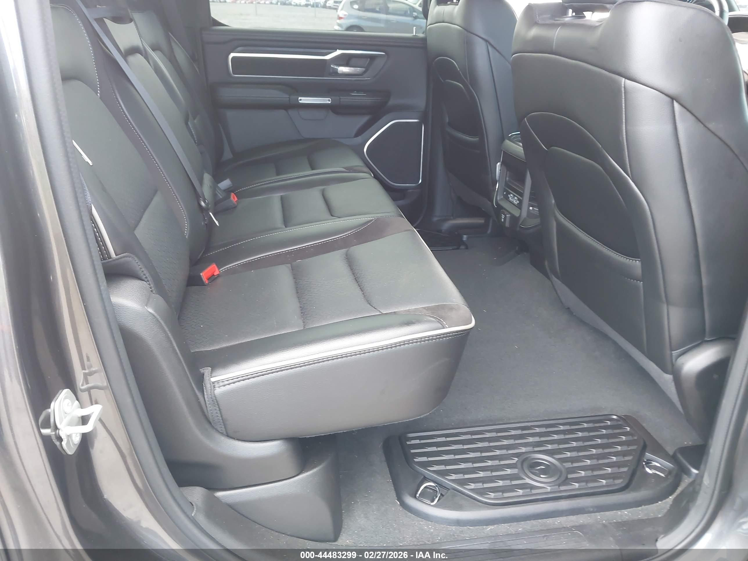 RAM 1500 image 8