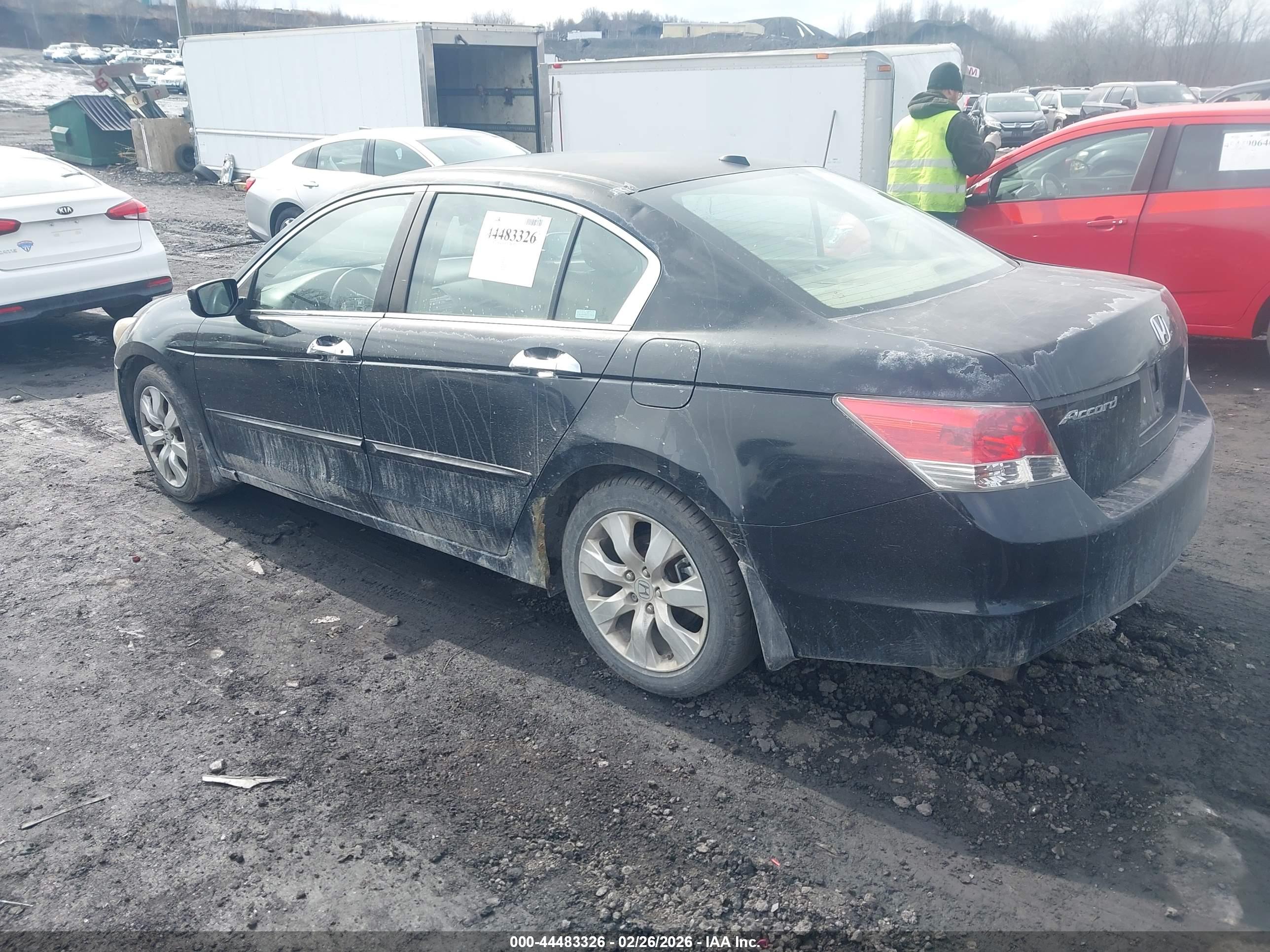 HONDA ACCORD image 3