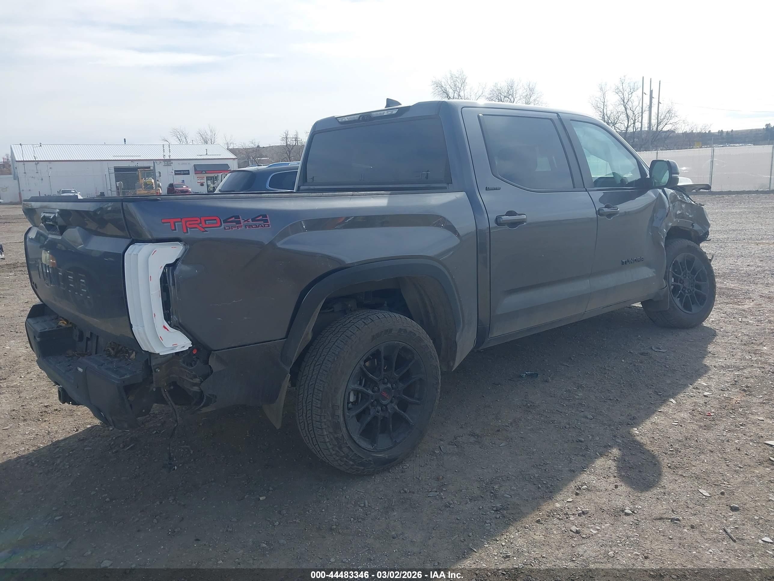 TOYOTA TUNDRA image 4