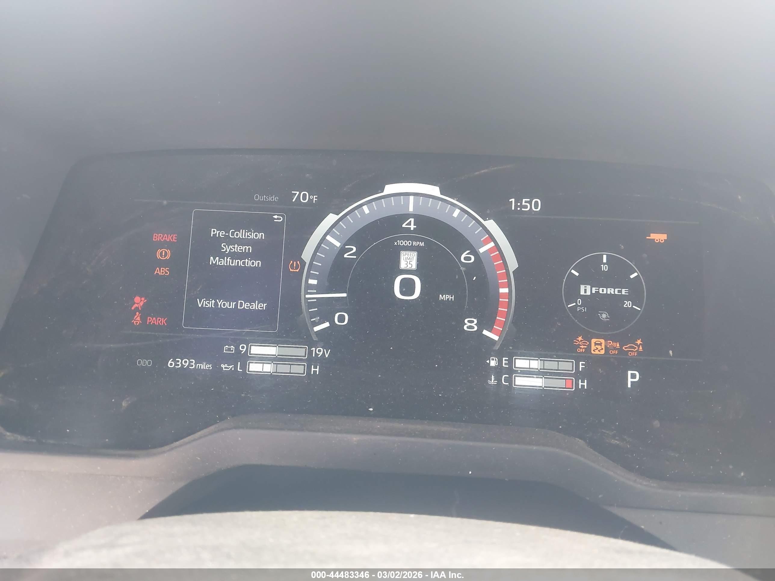 TOYOTA TUNDRA image 7