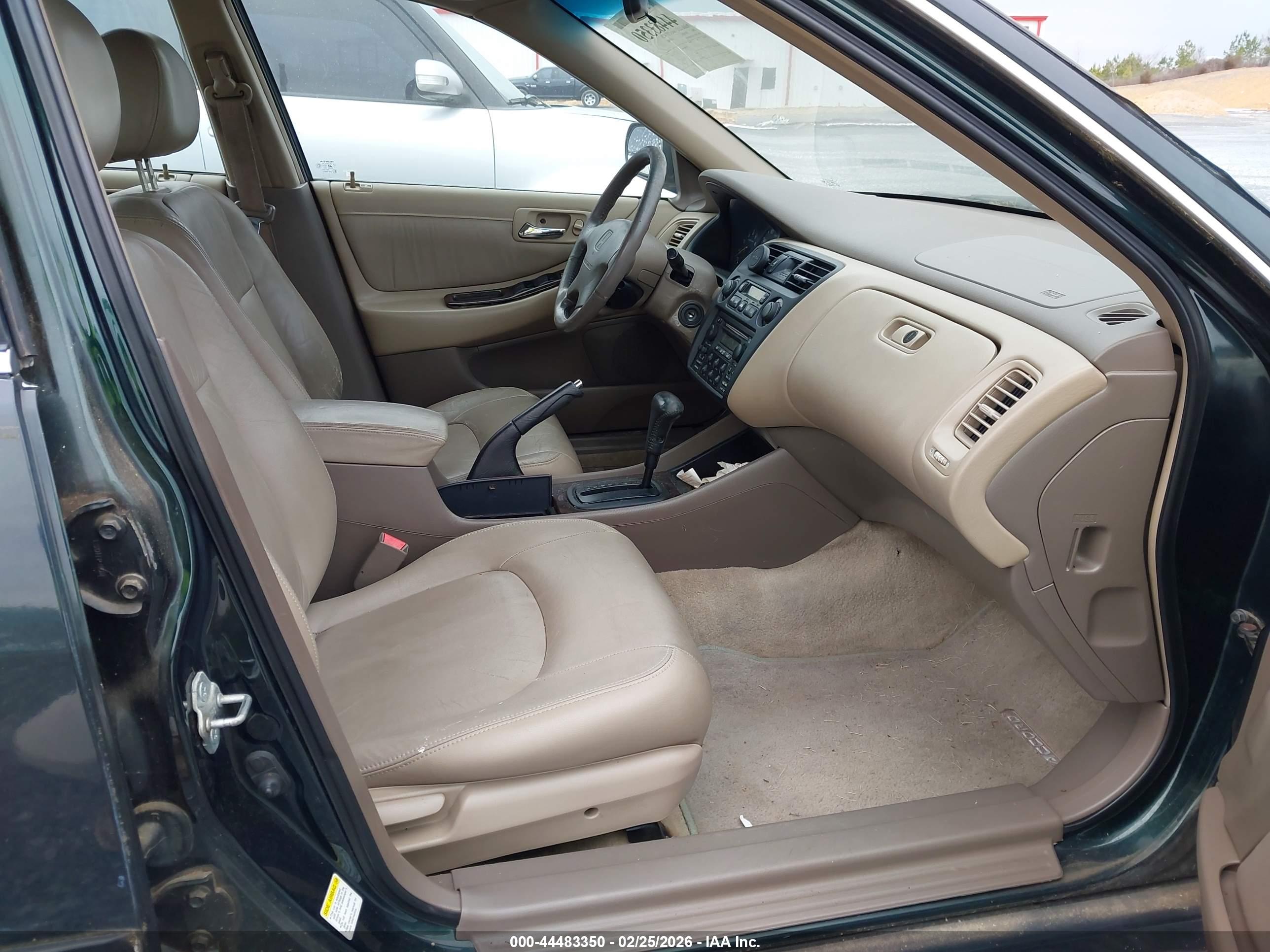 HONDA ACCORD image 5