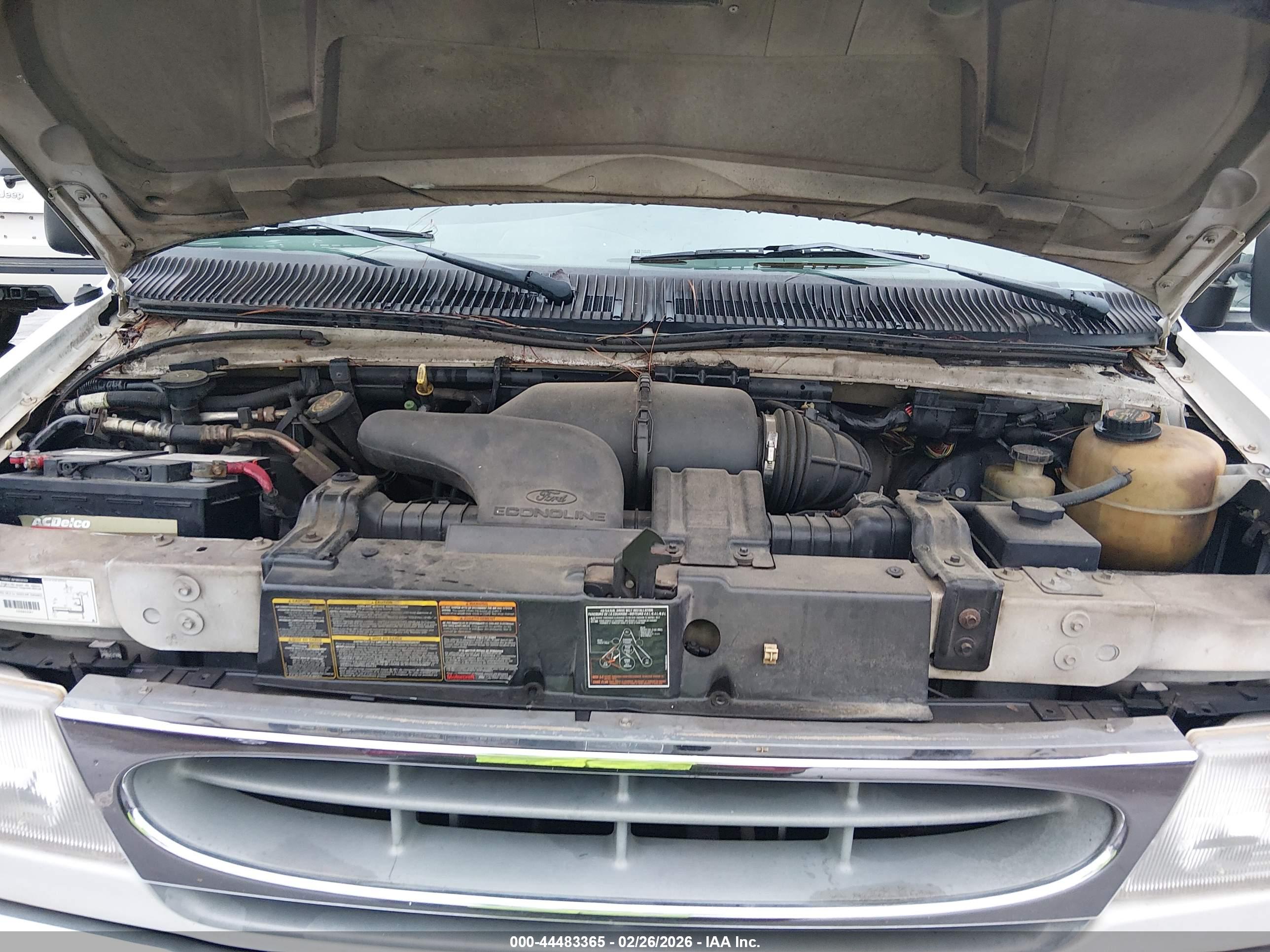 FORD E-150 image 10
