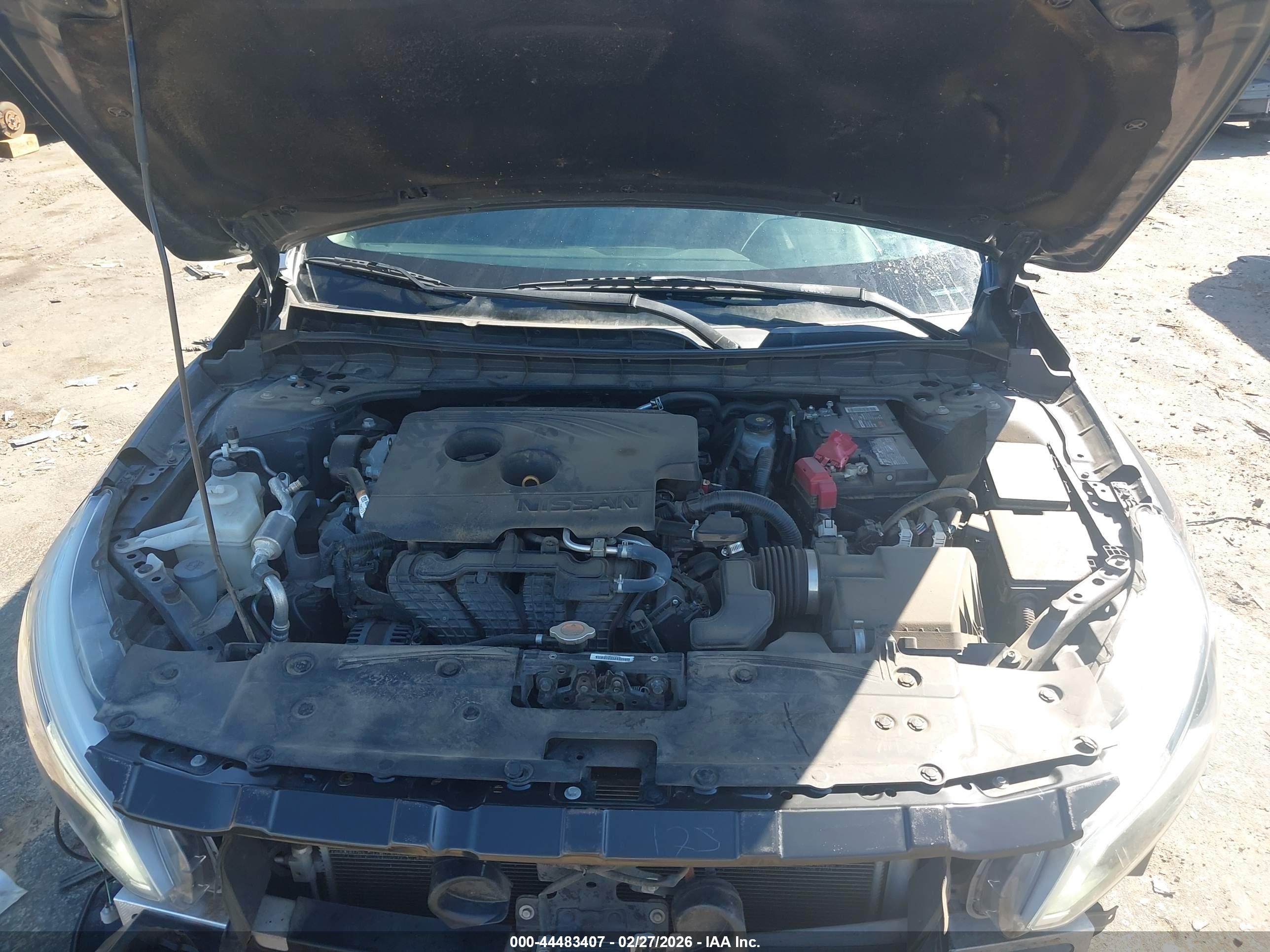 NISSAN ALTIMA image 10