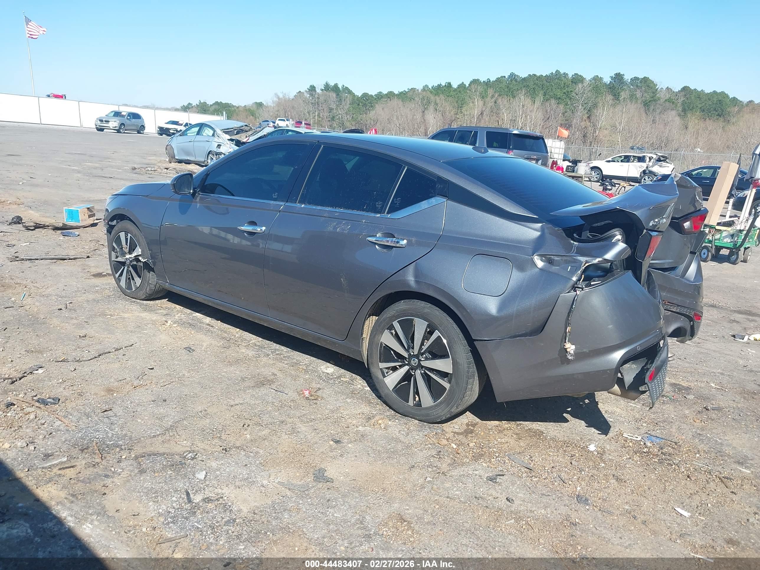 NISSAN ALTIMA image 3