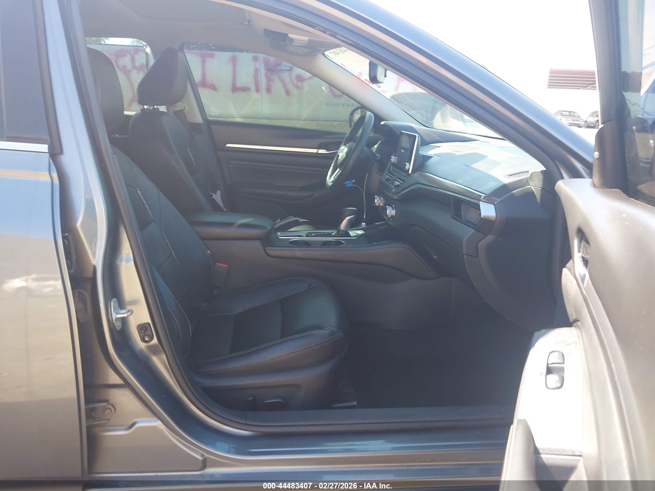 NISSAN ALTIMA image 5